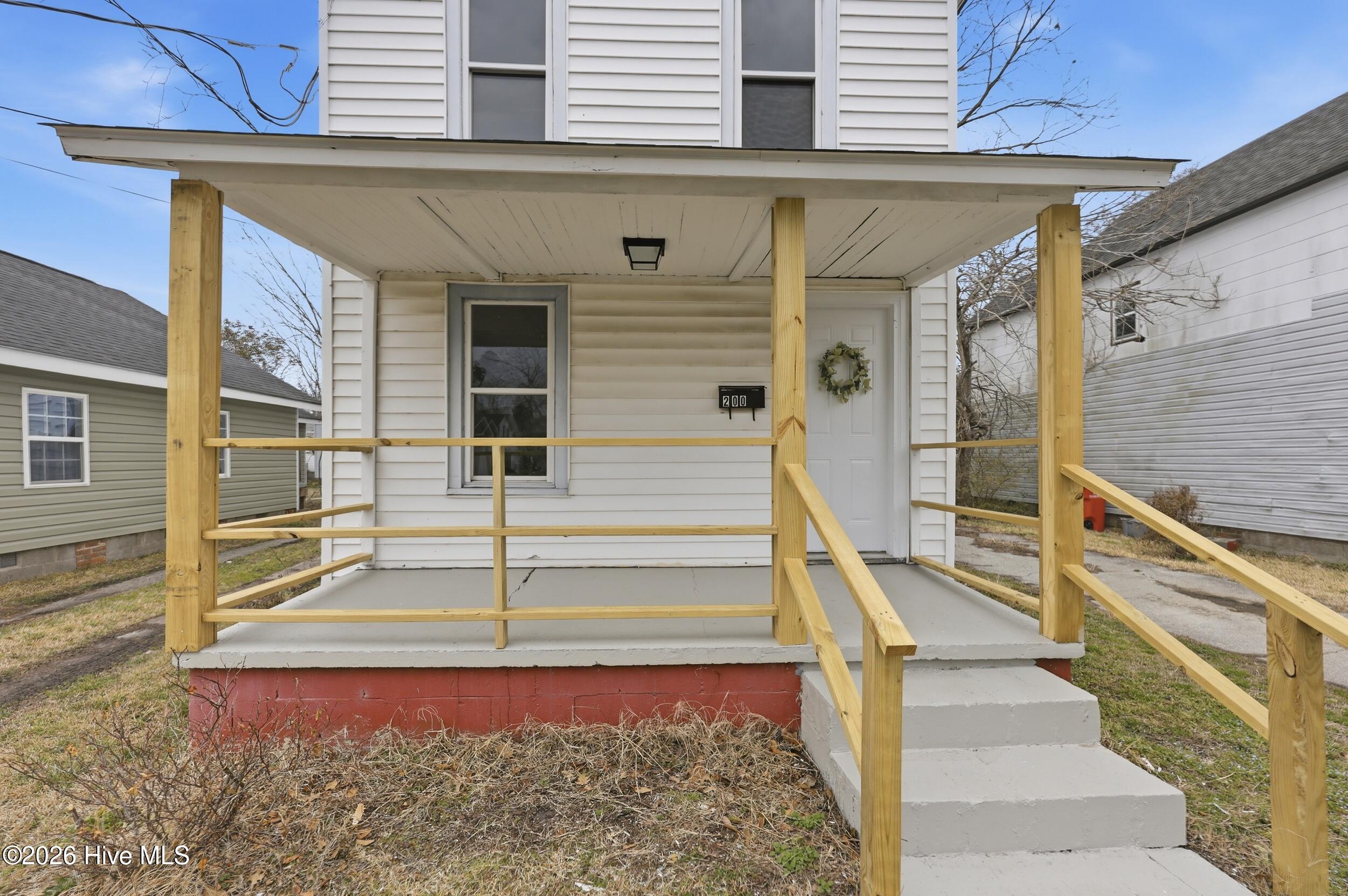 200 Queen Street, Elizabeth City, NC, 27909