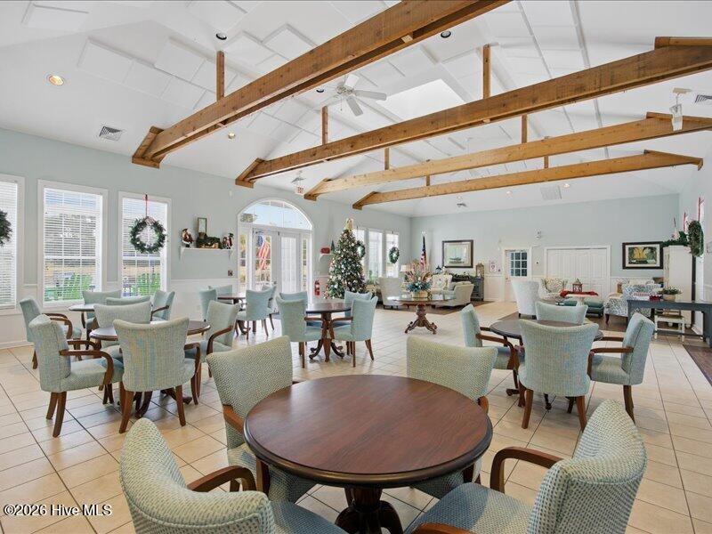 100563793 | Photo 46