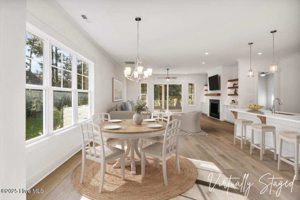 100516438 | Photo 10