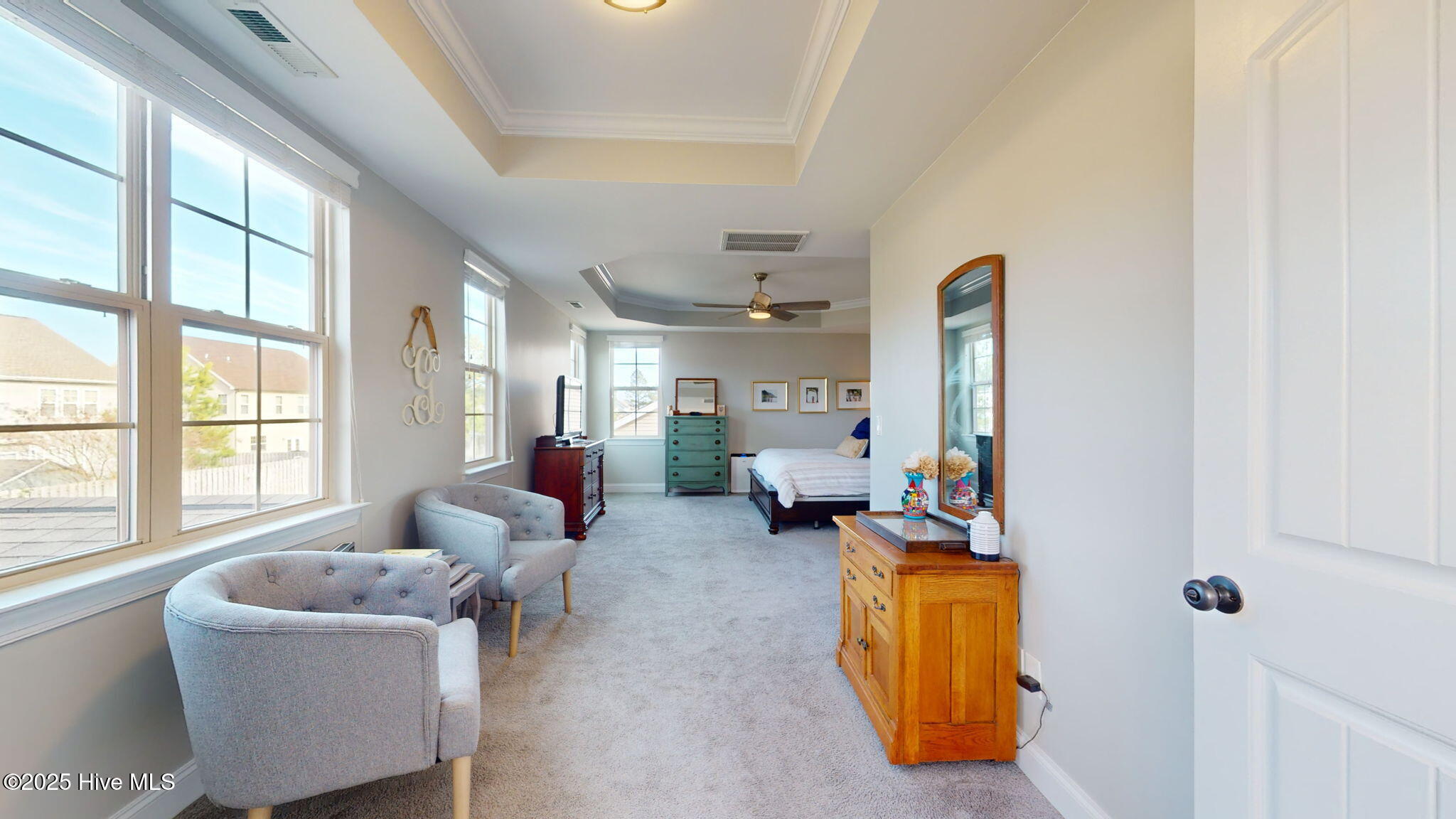 100530169 | Photo 48