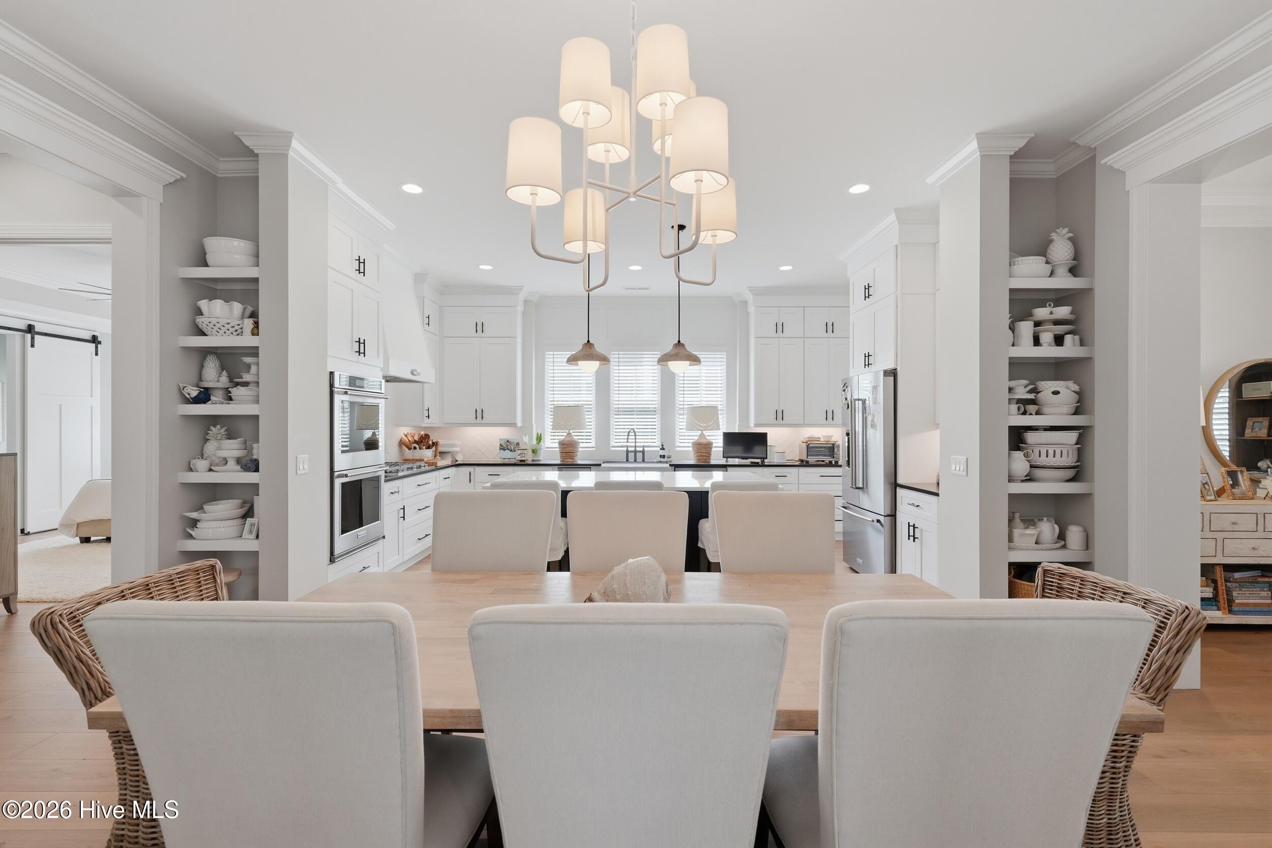 100562454 | Photo 13