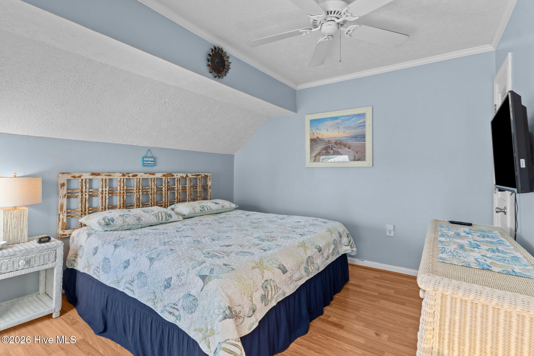 100550399 | Photo 25