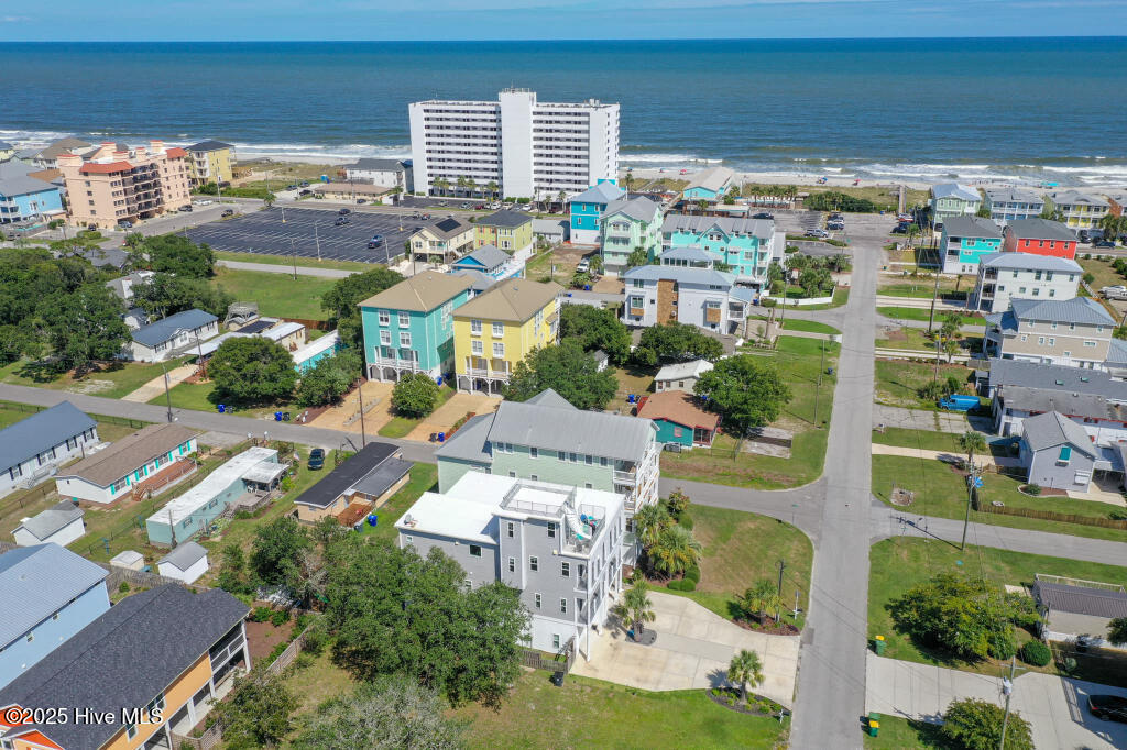 100509824 | Photo 46