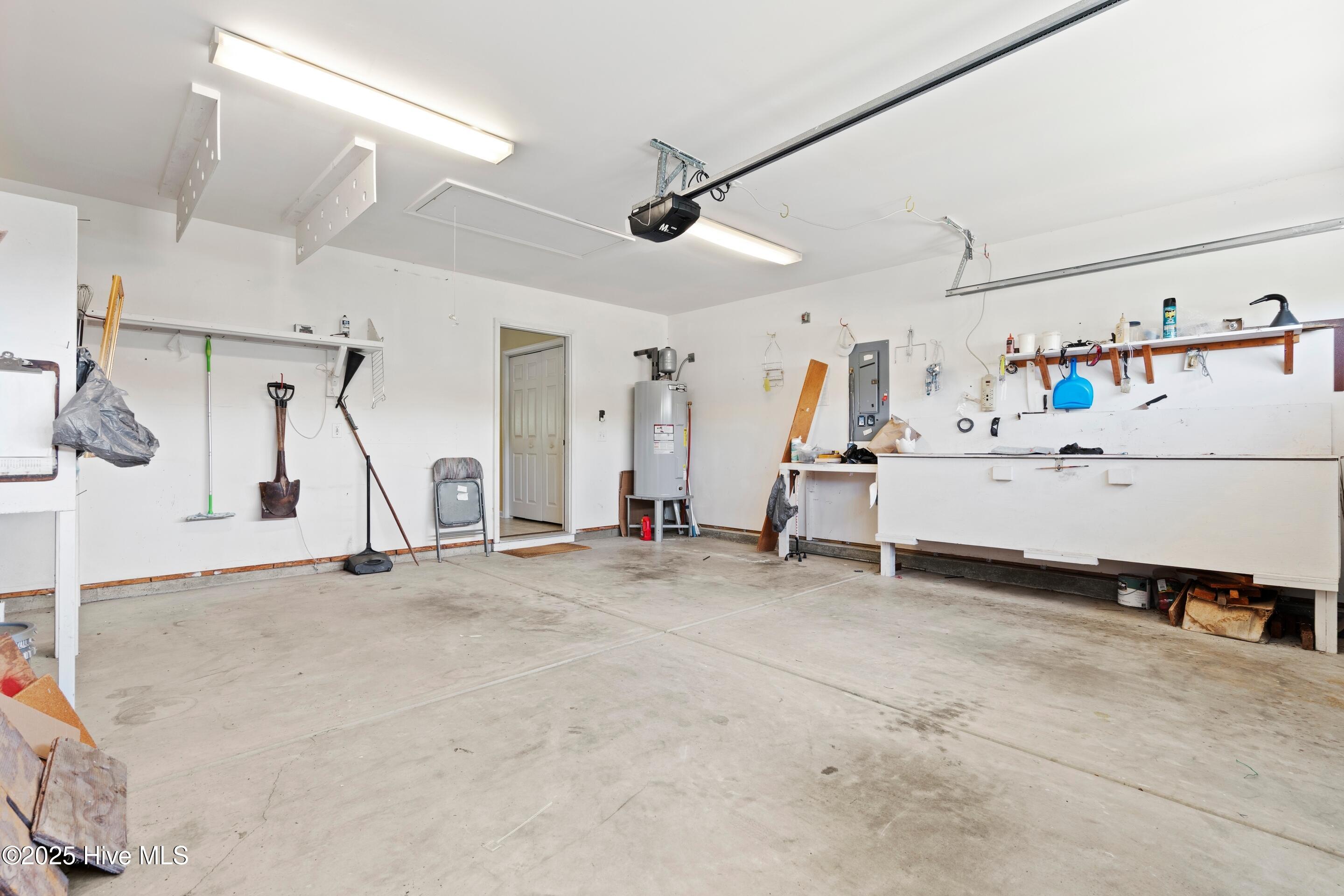 100509496 | Photo 48