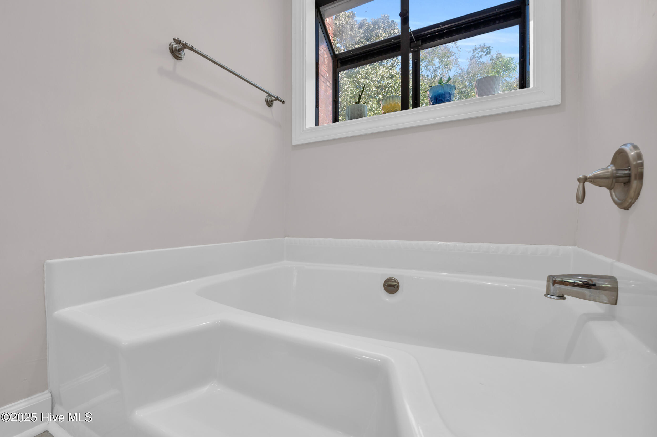 100537583 | Photo 27