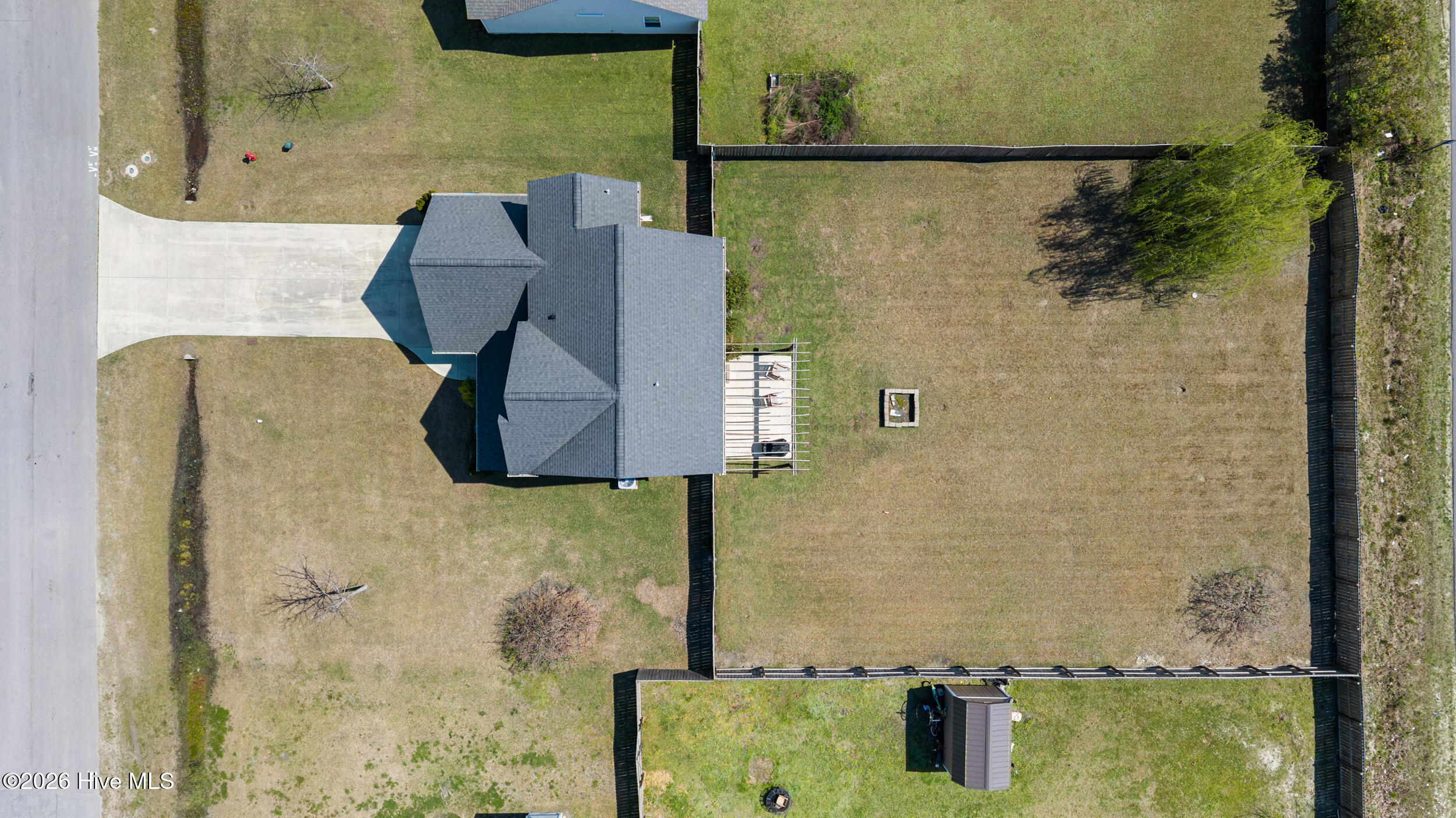 100563533 | Photo 32