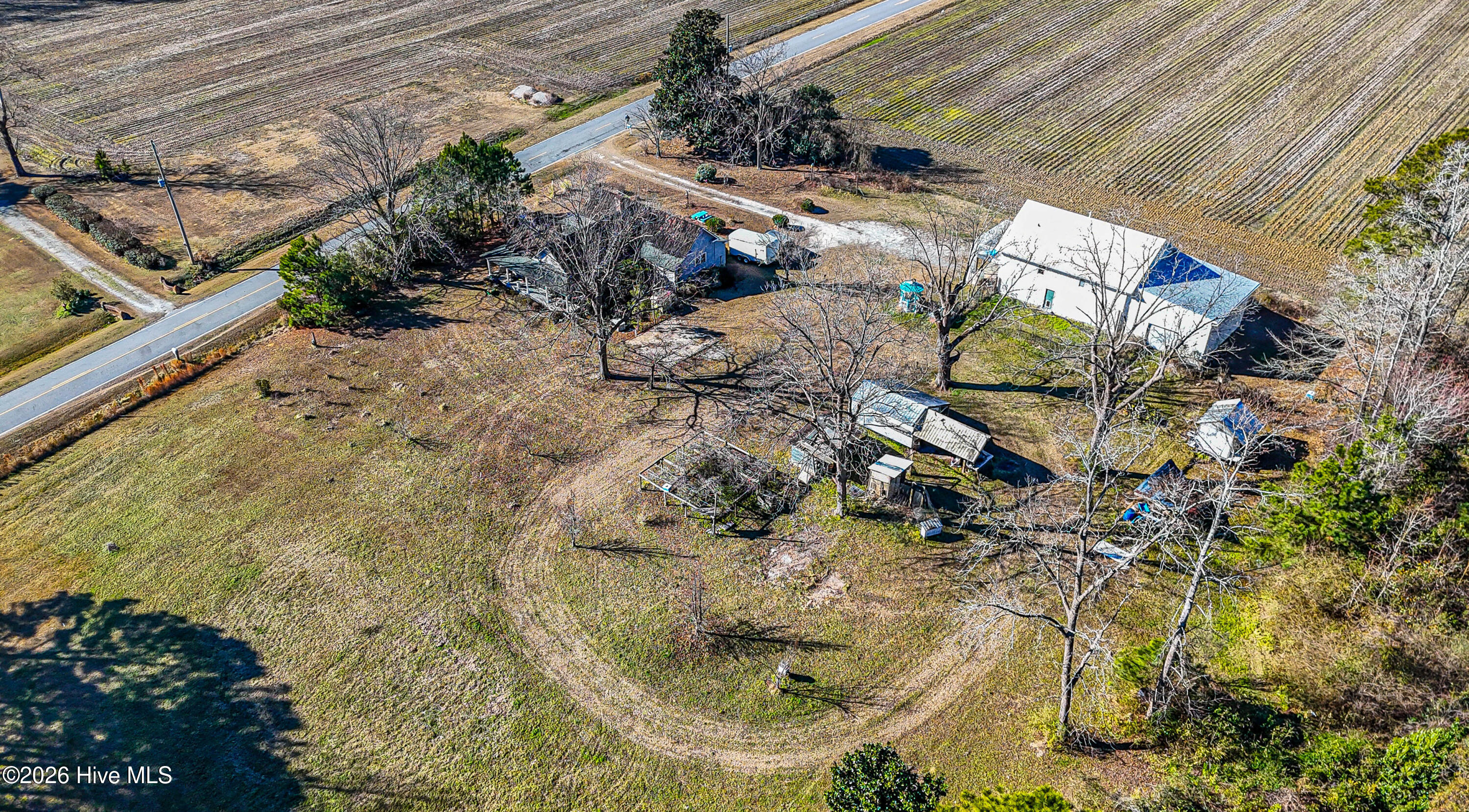 100549840 | Photo 42