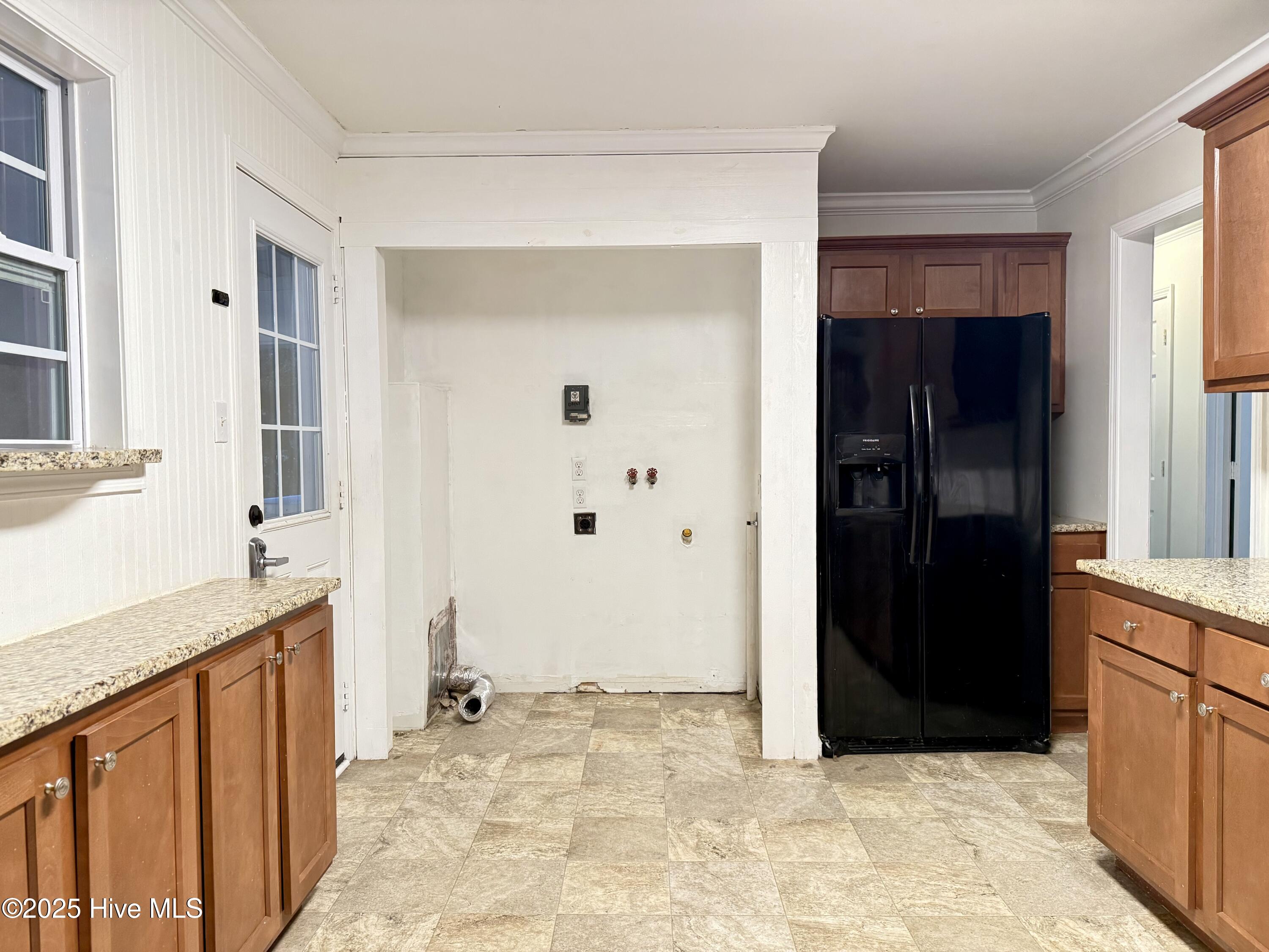 100537874 | Photo 14