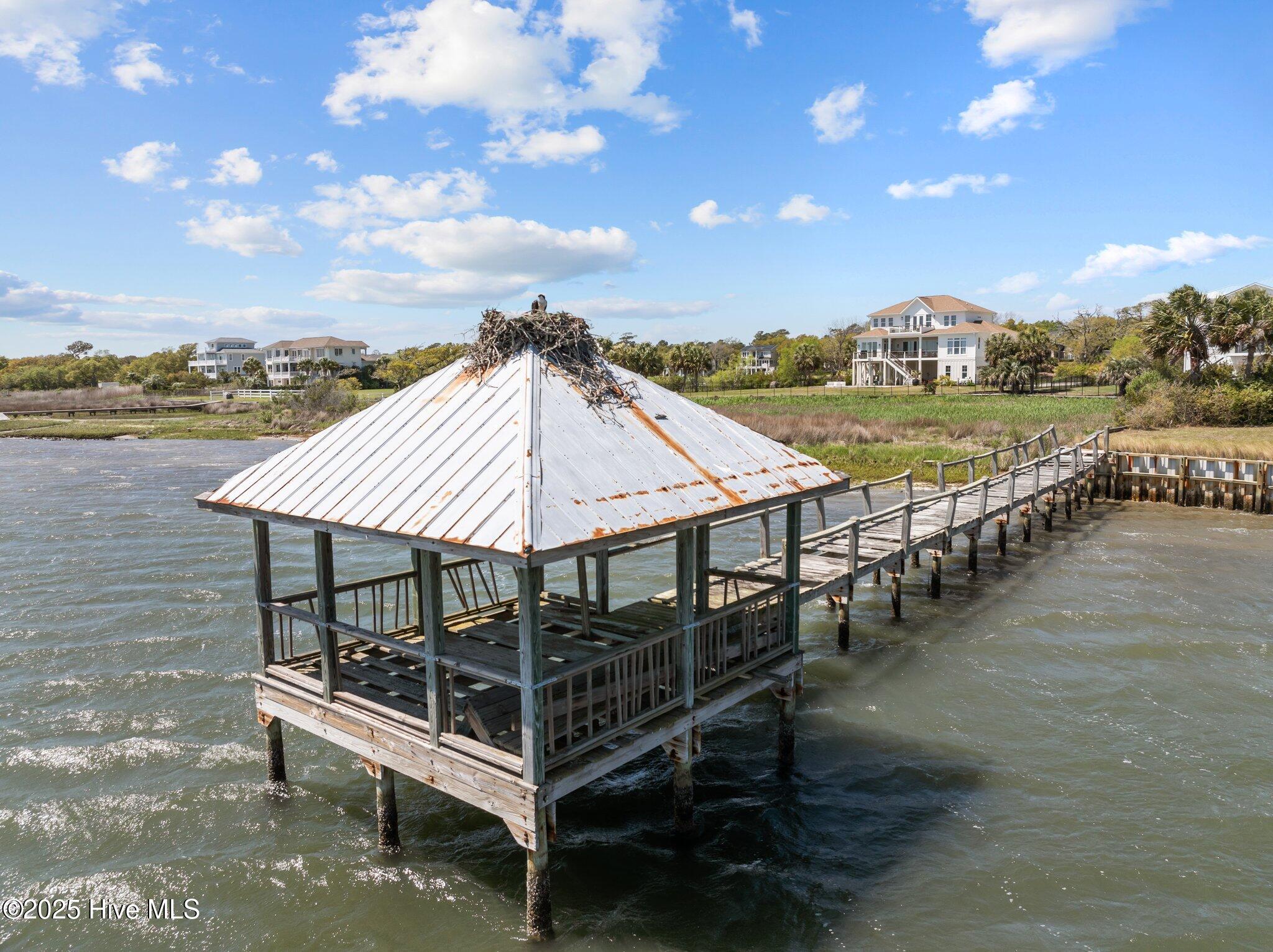 100502292 | Photo 14