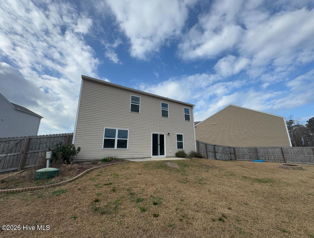 100549354 | Photo 19