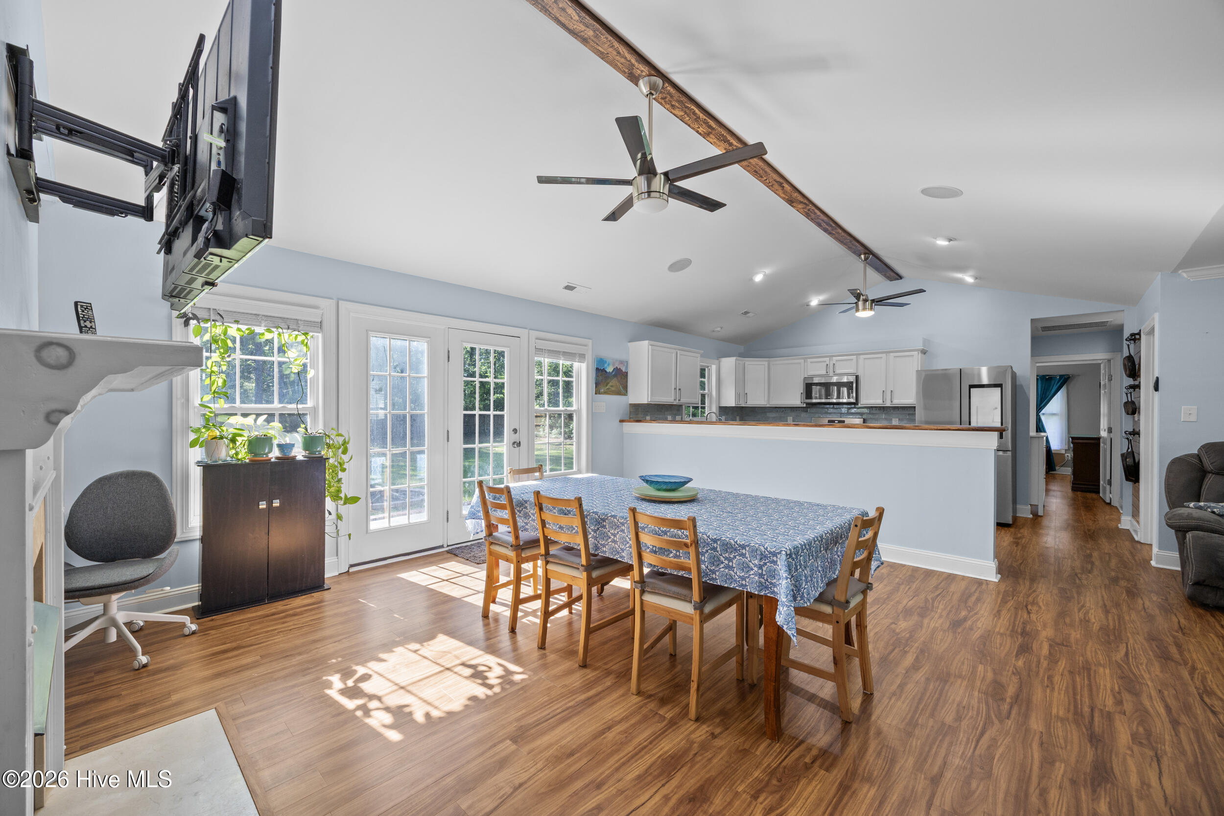 100567531 | Photo 10