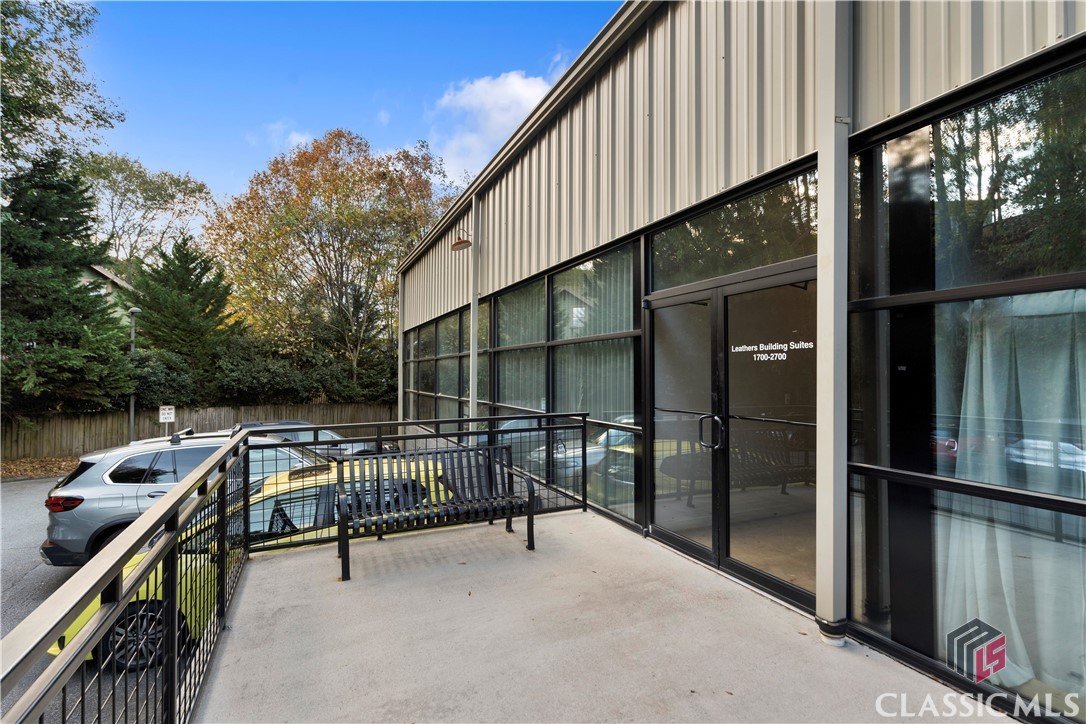 675 Pulaski Street 1700