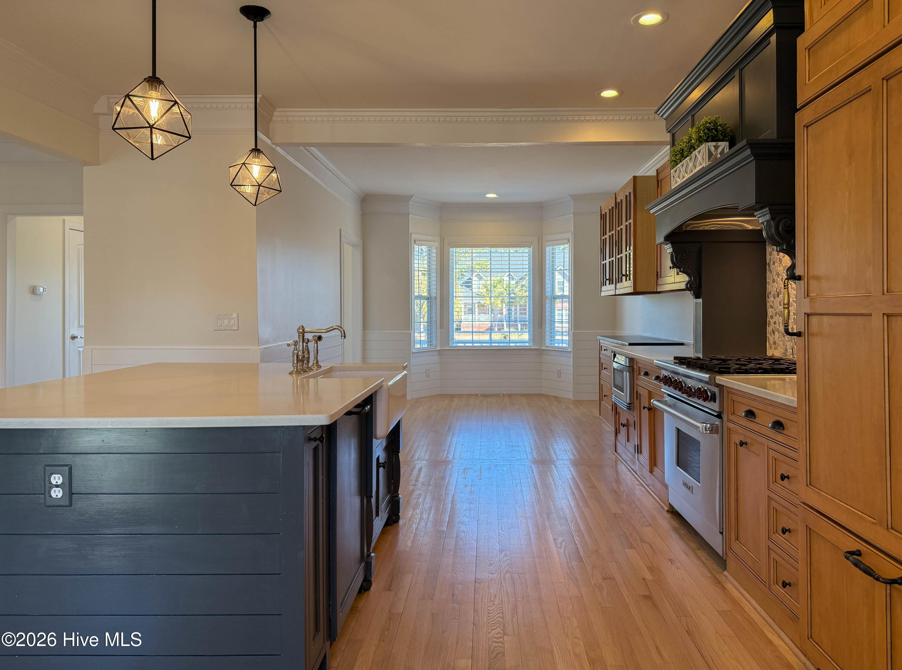 100550265 | Photo 17