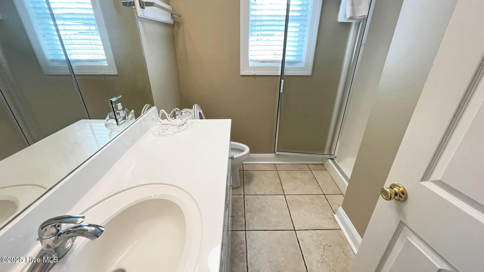 100496686 | Photo 54