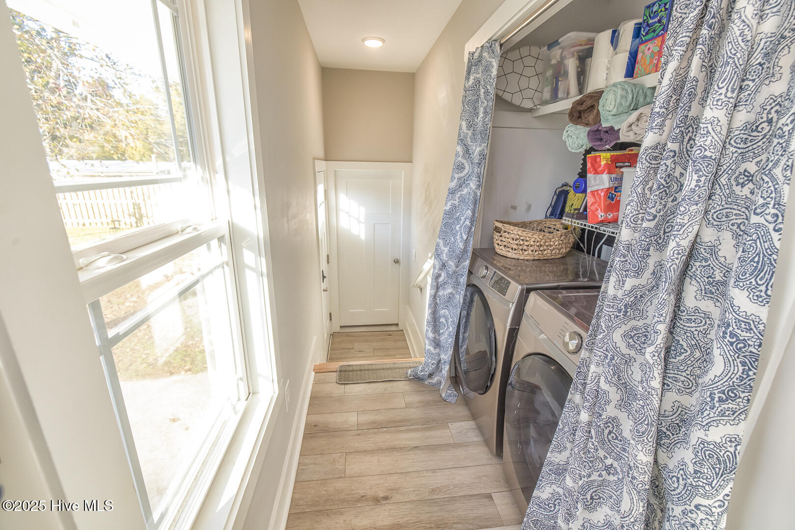 100556956 | Photo 57