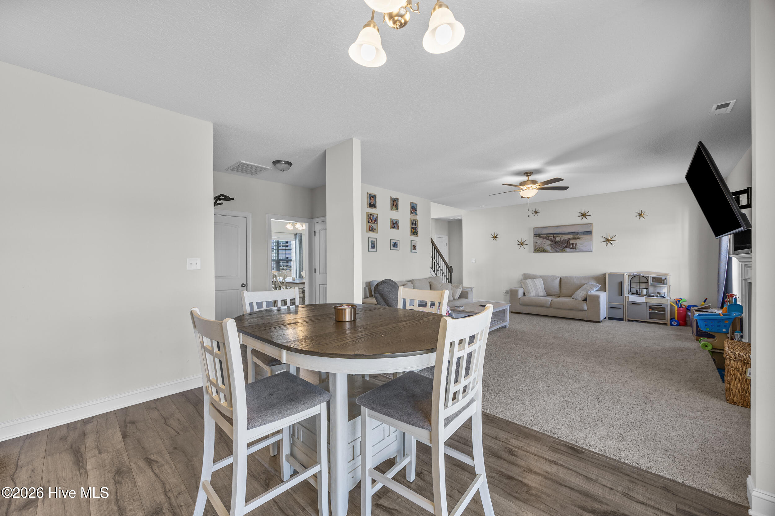 100555729 | Photo 17