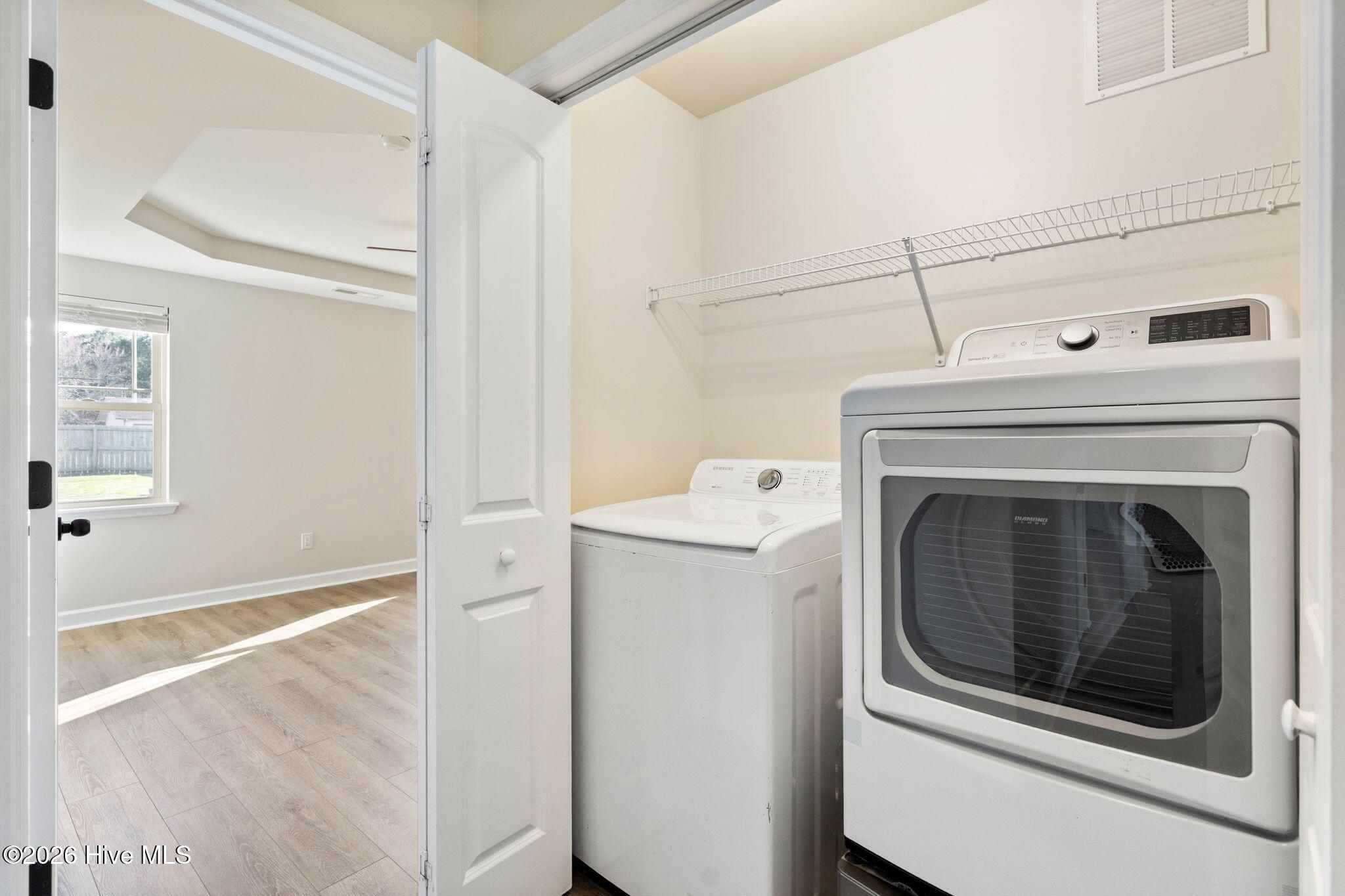 100559181 | Photo 27