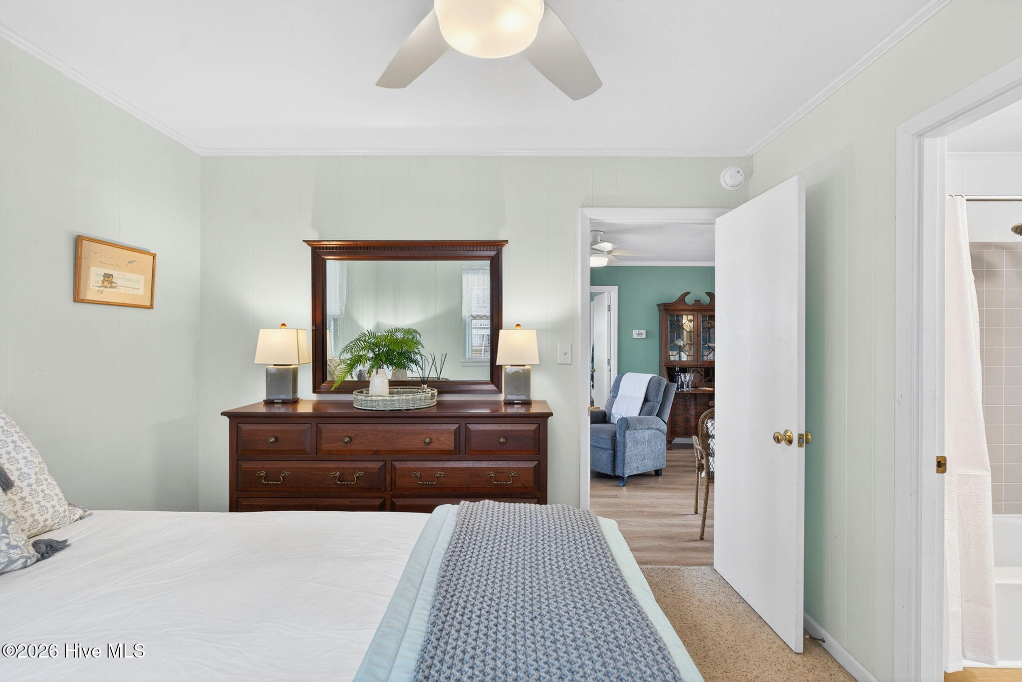 100556998 | Photo 18