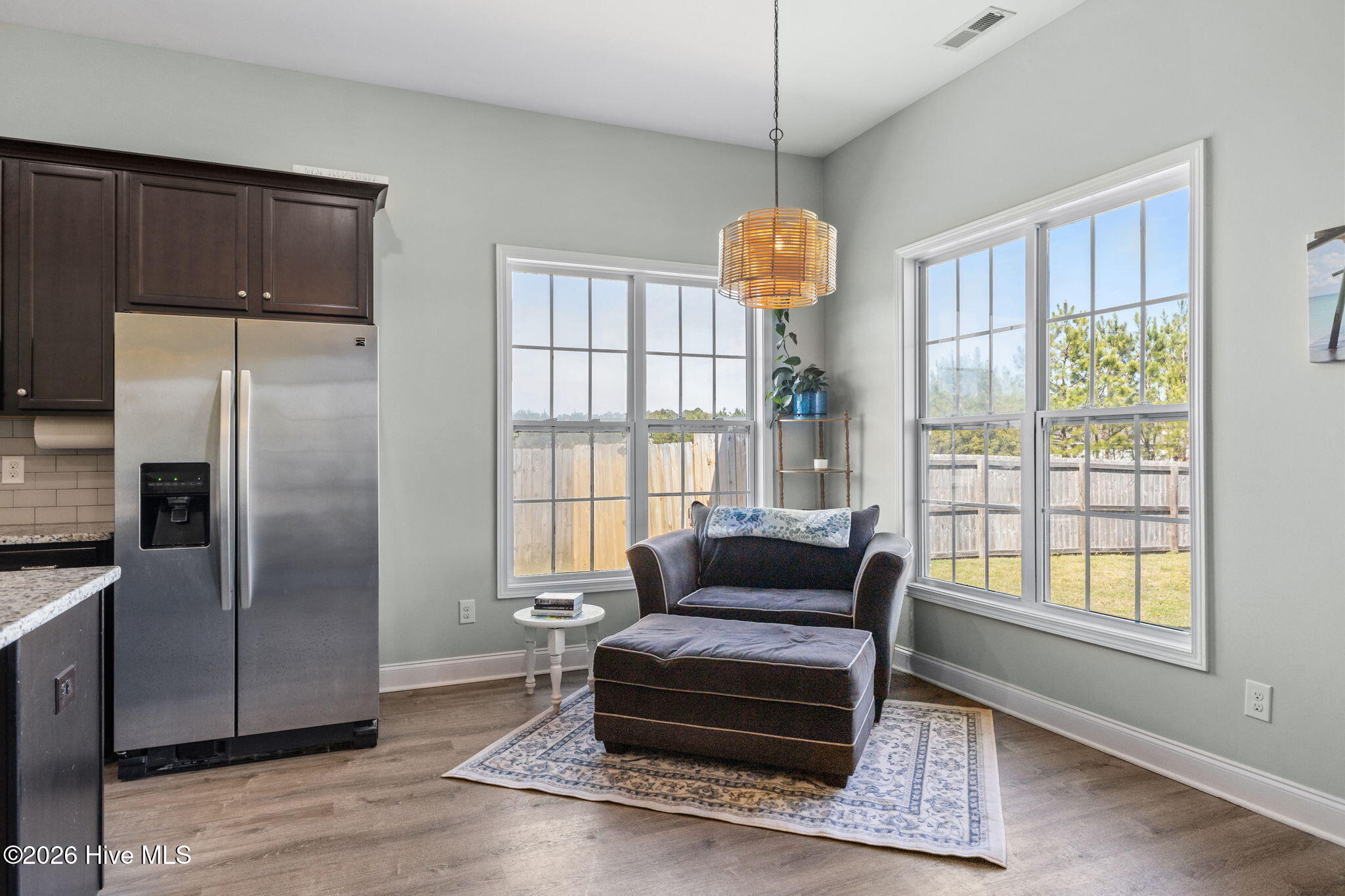 100561440 | Photo 12