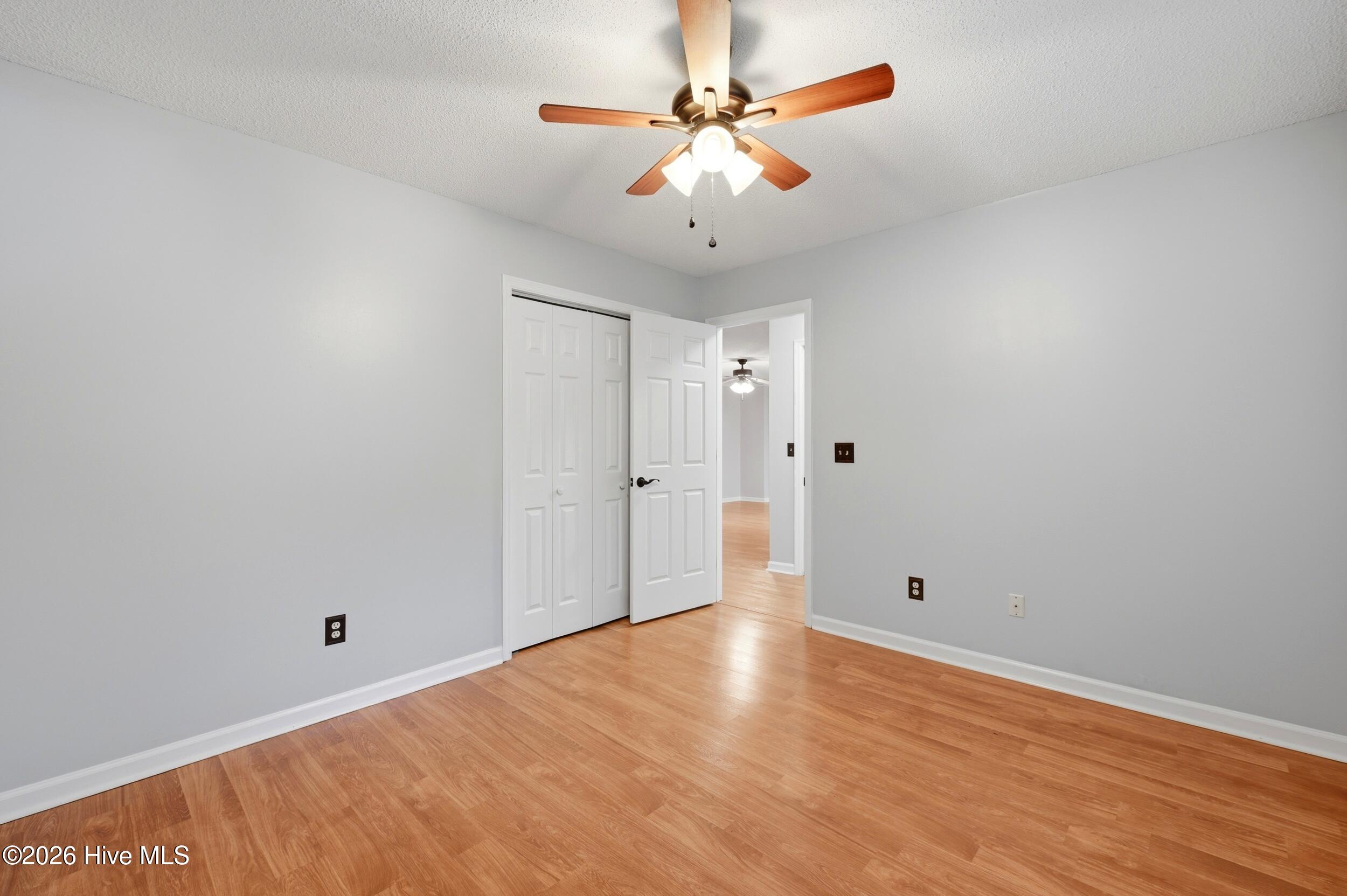 100562440 | Photo 19