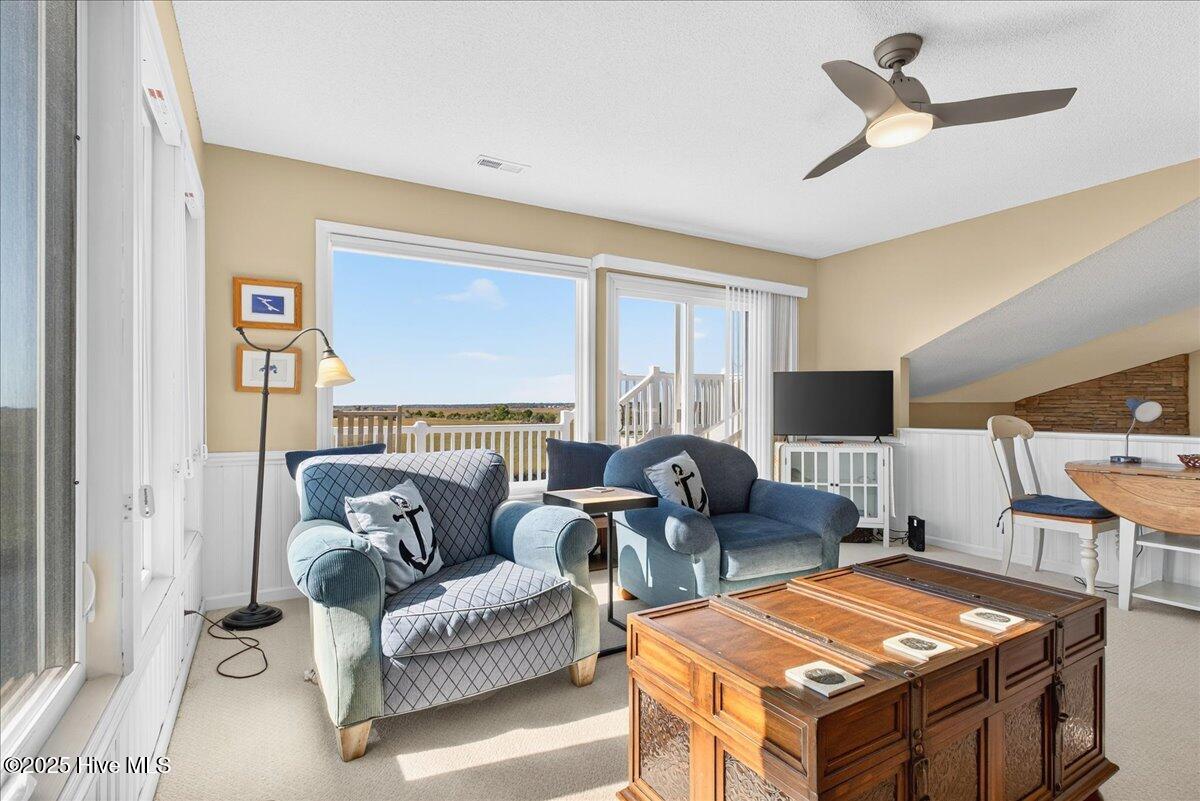 100543410 | Photo 72