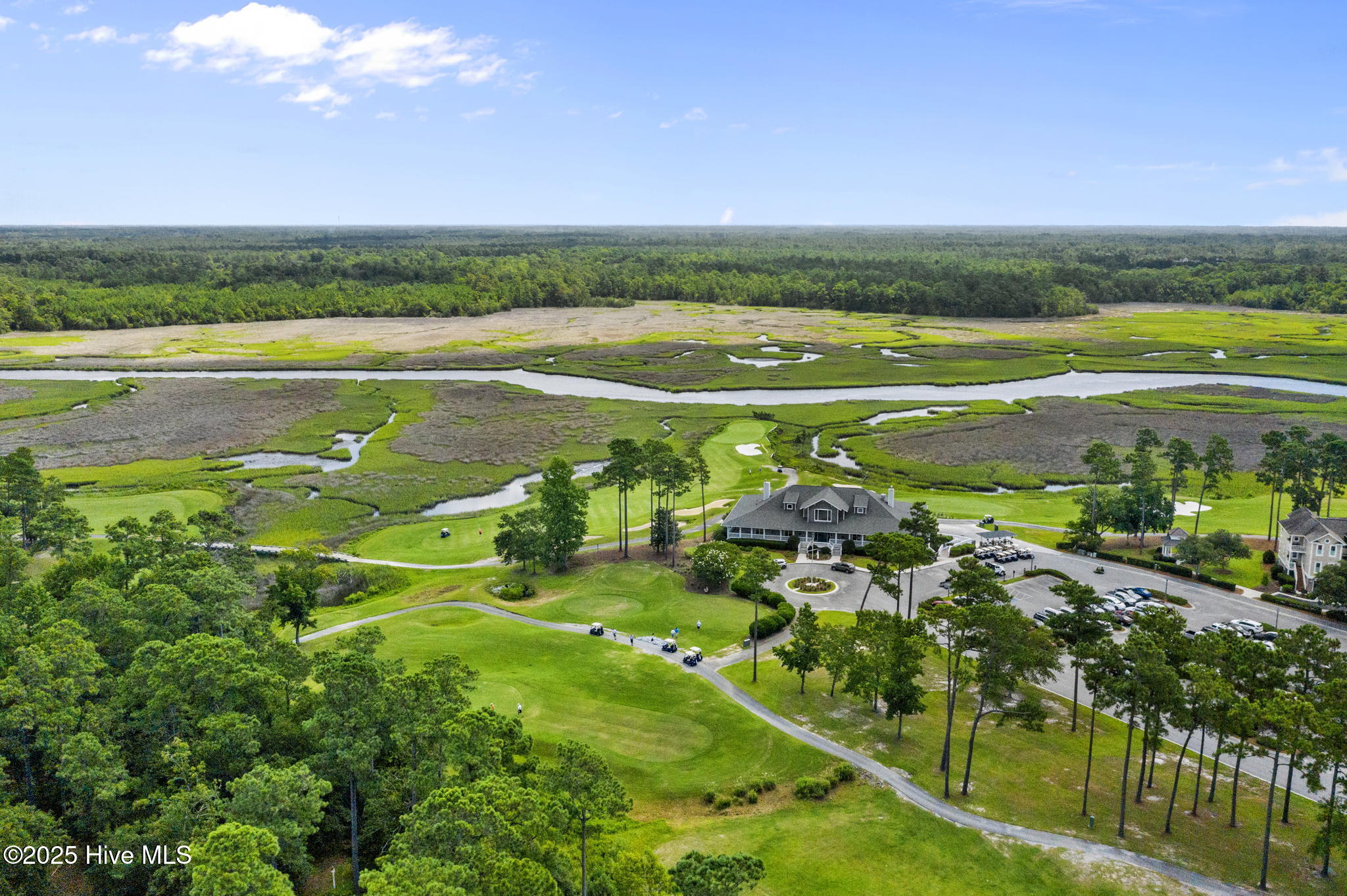 100539989 | Photo 61