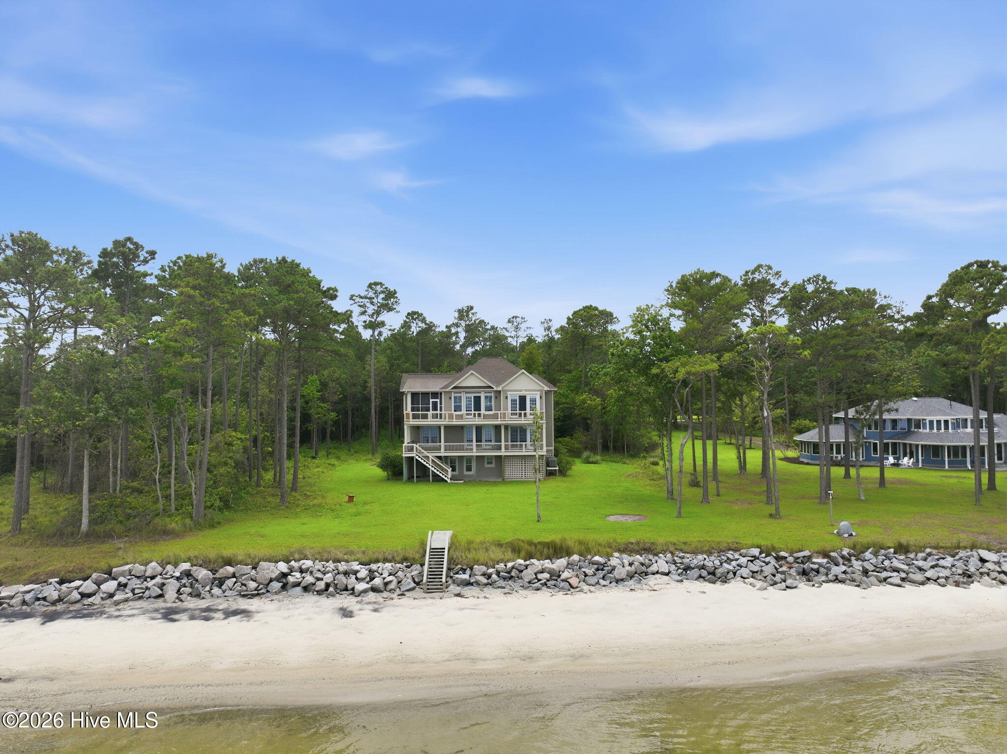 6-web-or-mls-486 Sandy Point Dr 006