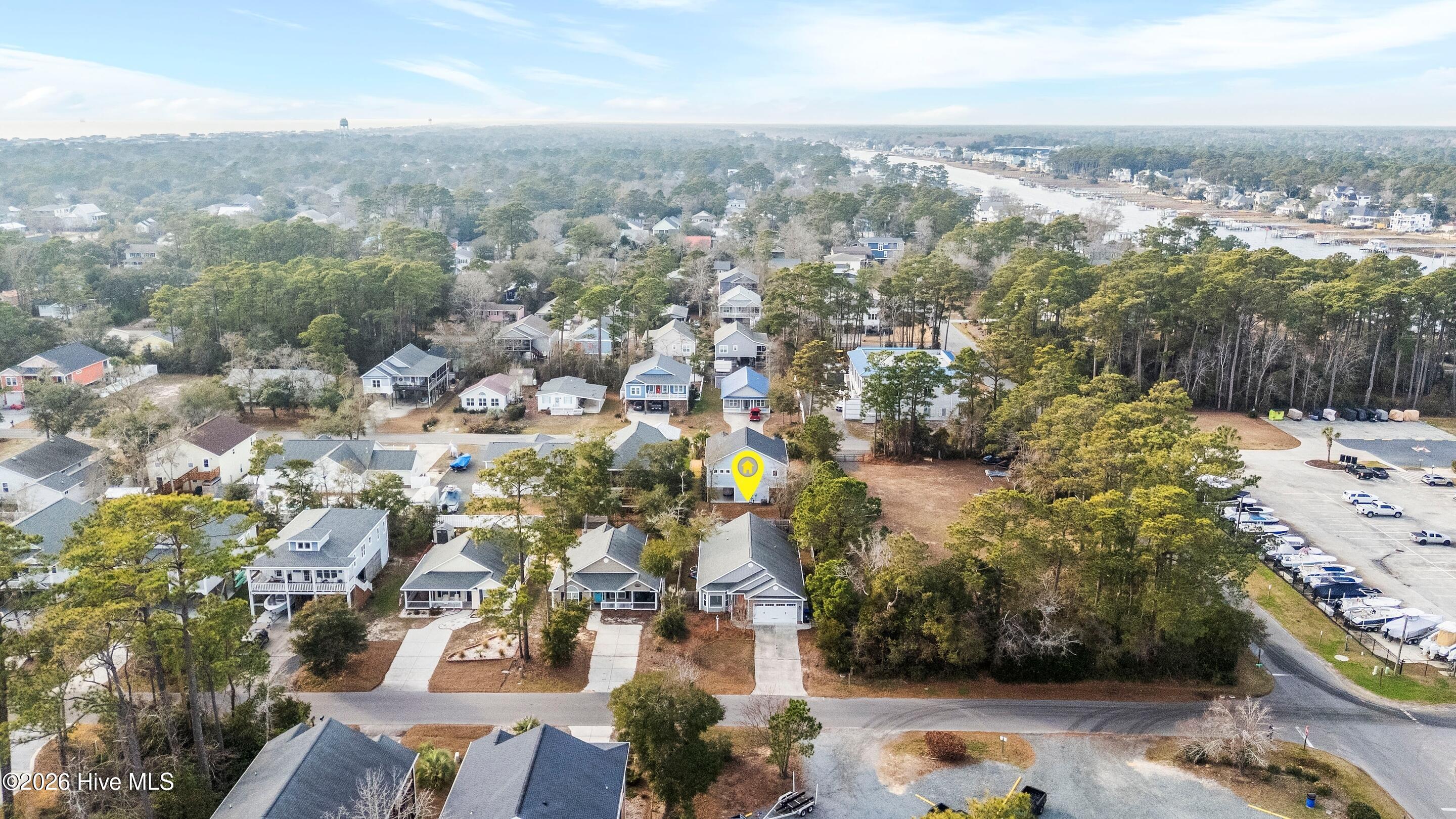 100548789 | Photo 52