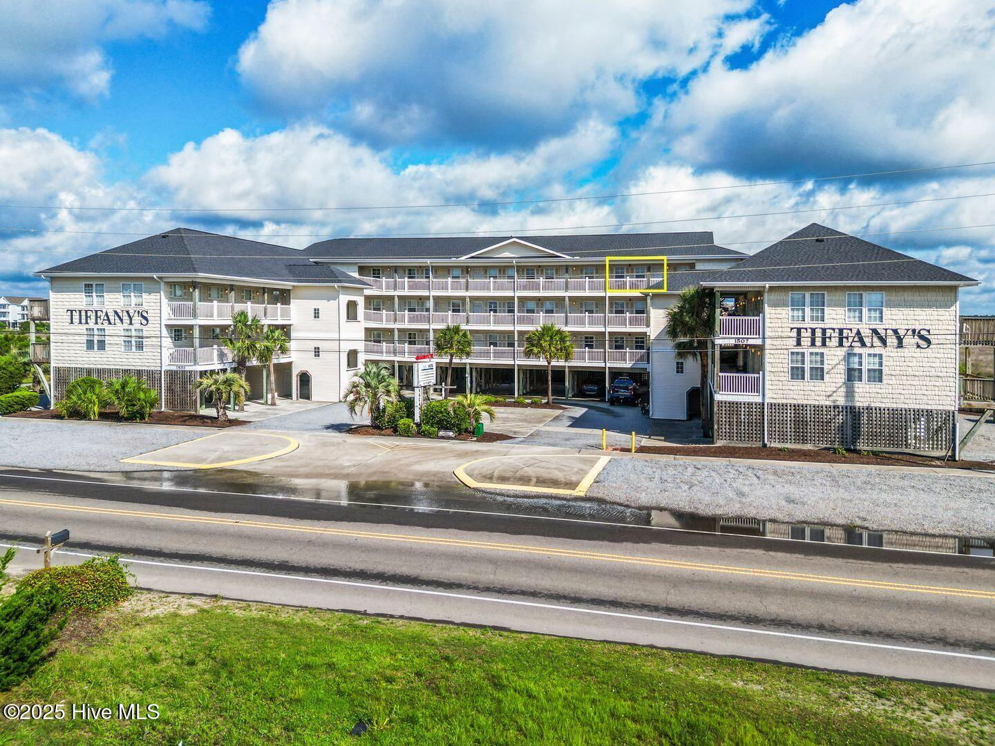 100569590 | Photo 34