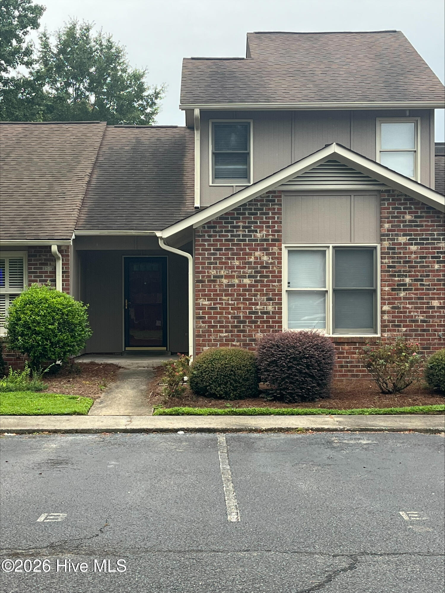 Exterior photo of 2015 Quail Ridge Road B, Greenville, NC 27858. MLS: 100593819