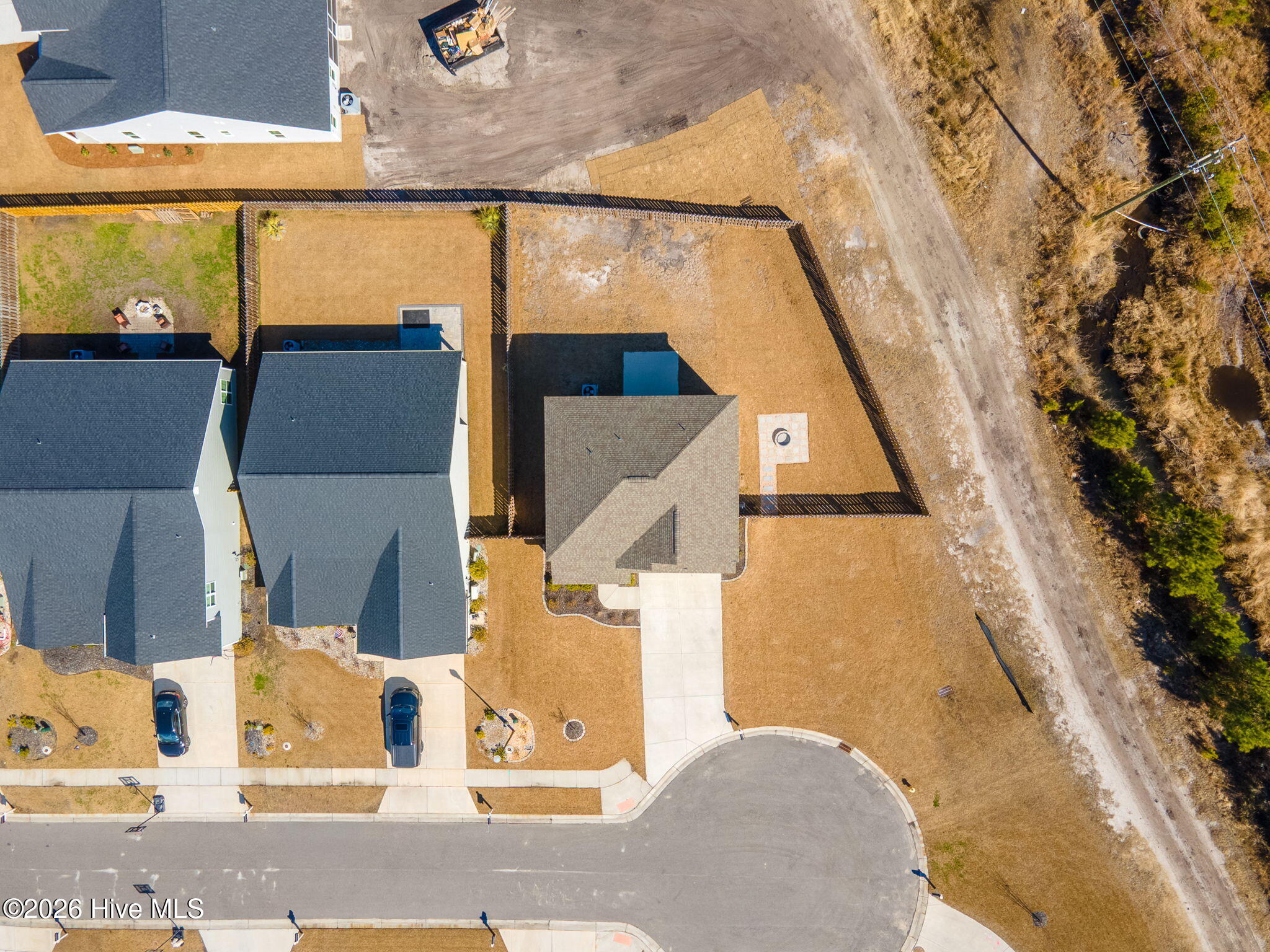 100554738 | Photo 40