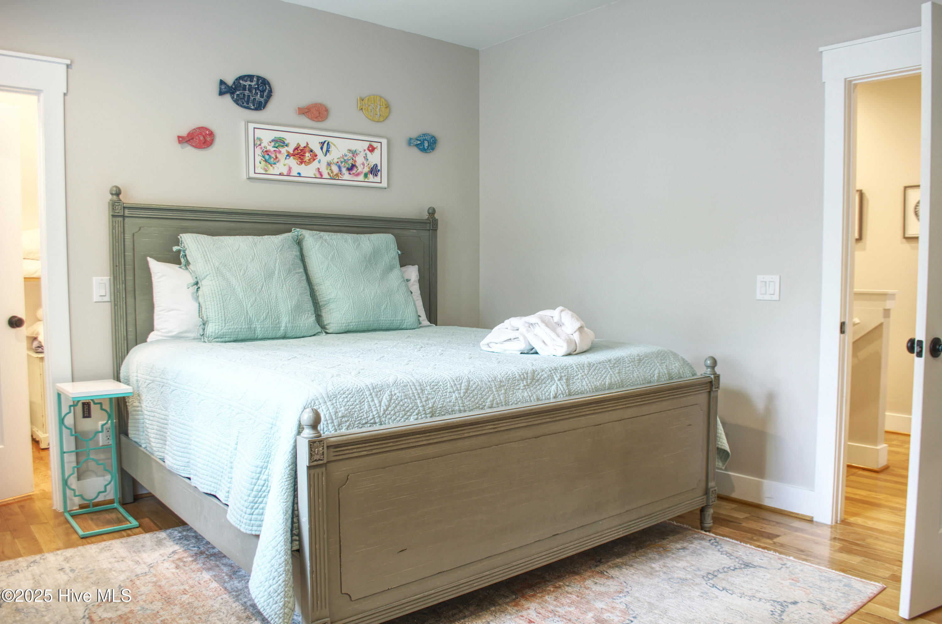 100526777 | Photo 24