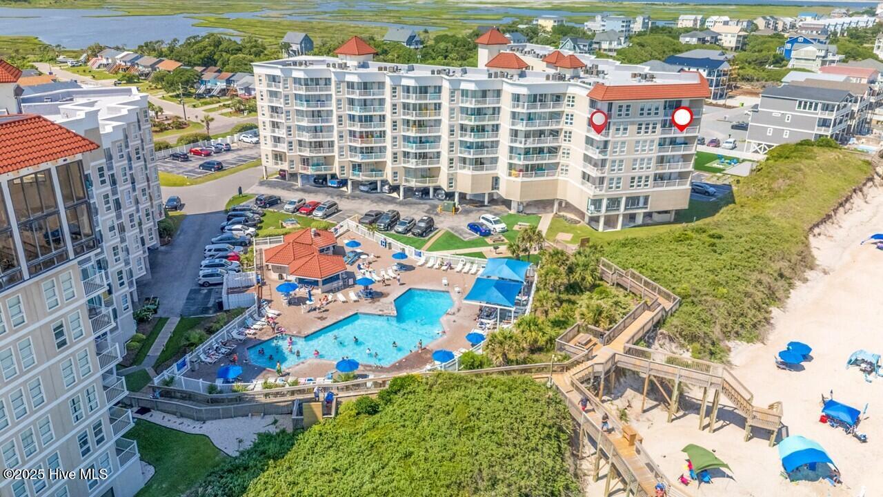 100520081 | Photo 35