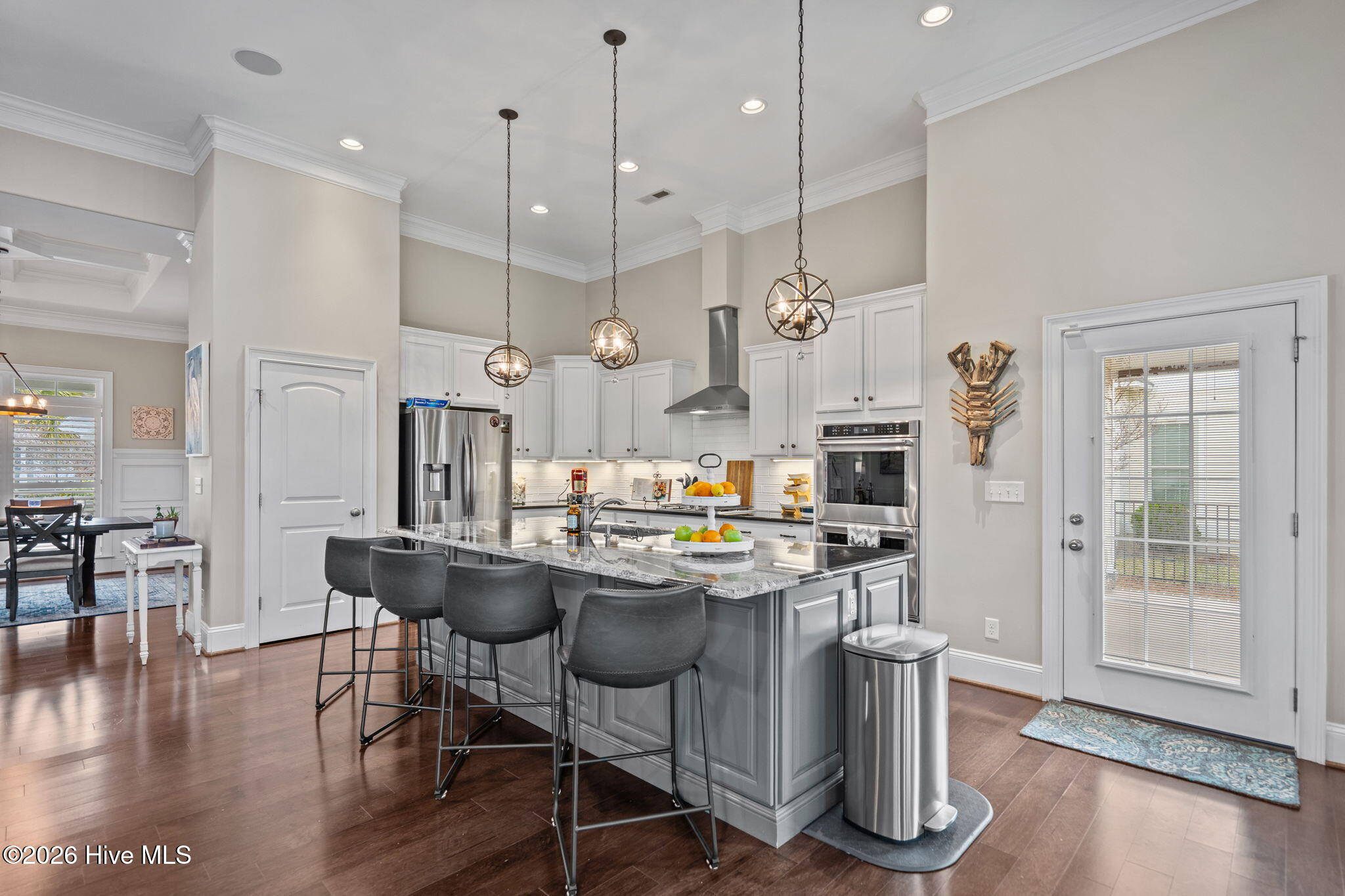 100564215 | Photo 15