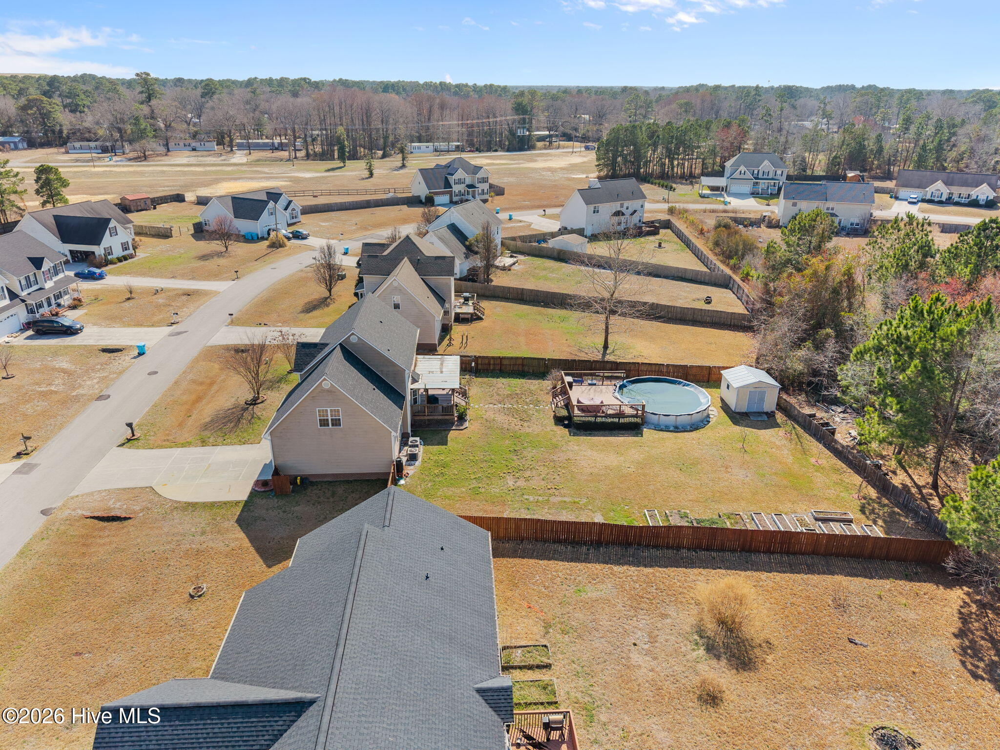 100558260 | Photo 48