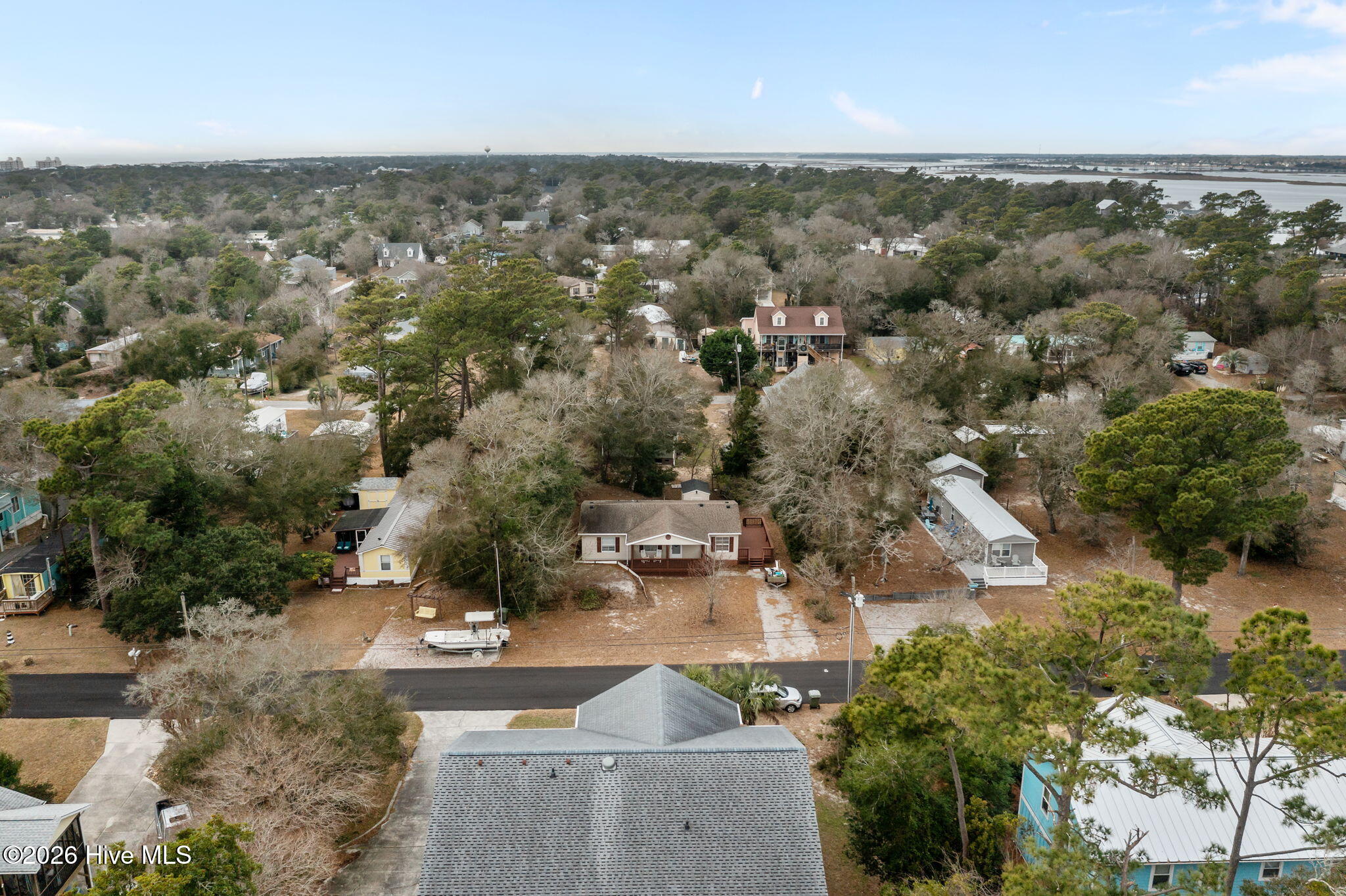 100548525 | Photo 53