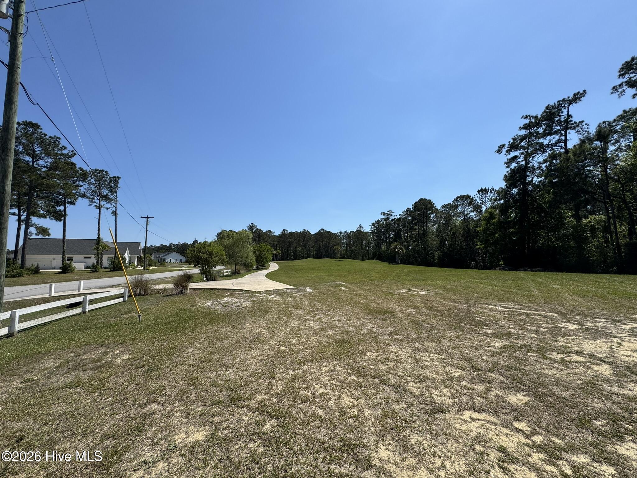 100568180 | Photo 11