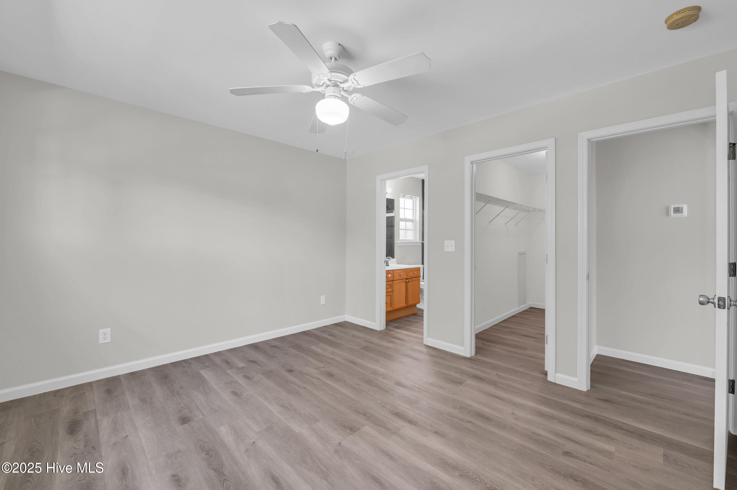 100531255 | Photo 22