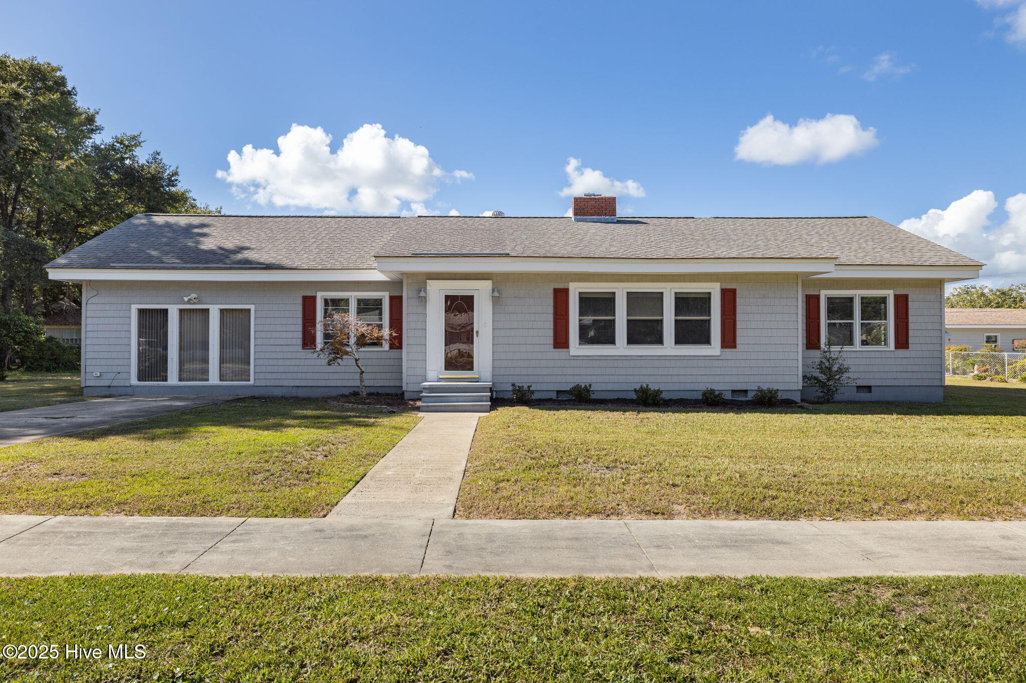 Homes for sale in Morehead City, NC | 202 Savannah Ave, Morehead City, NC 28557 | MLS# 100509314