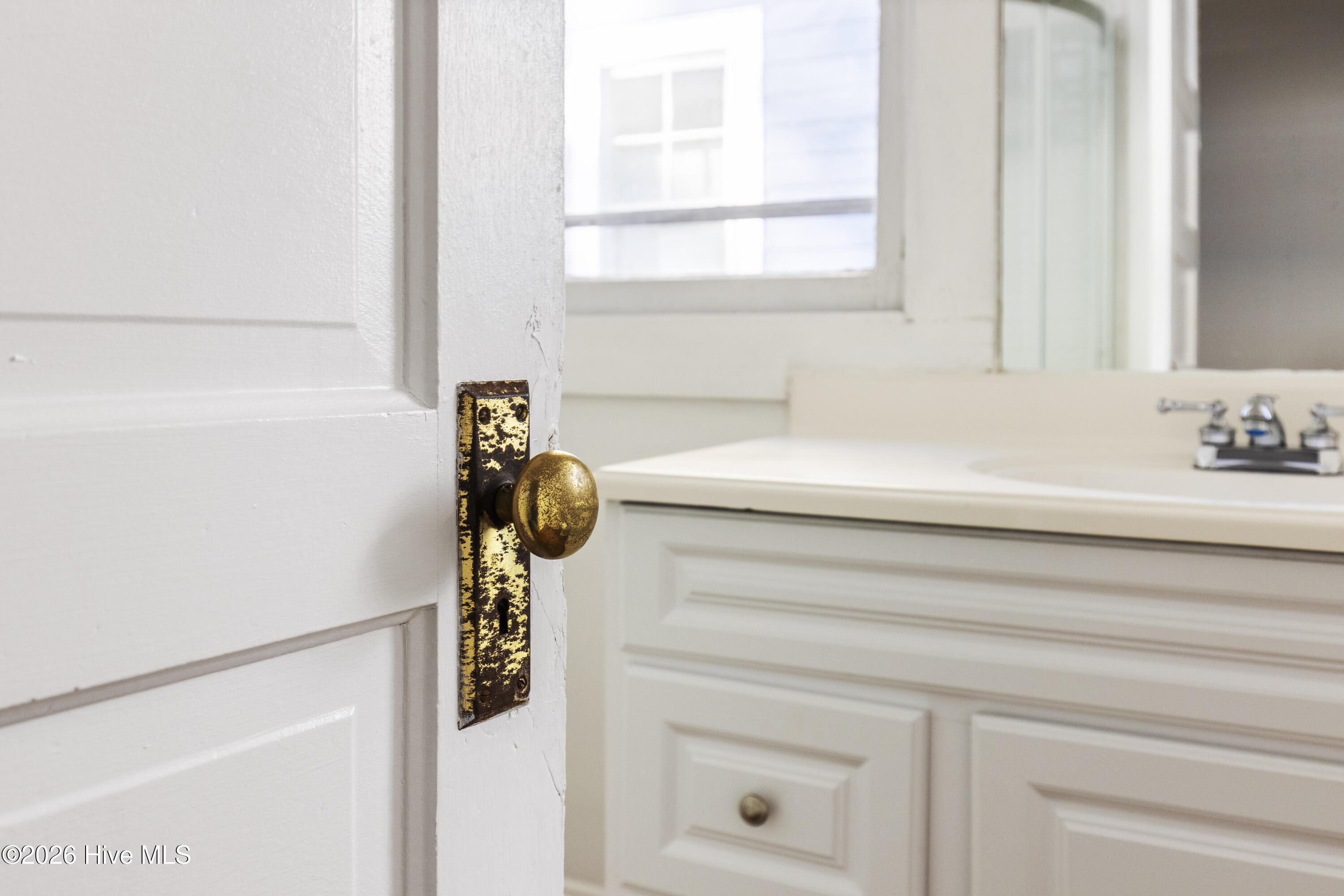 100549514 | Photo 14