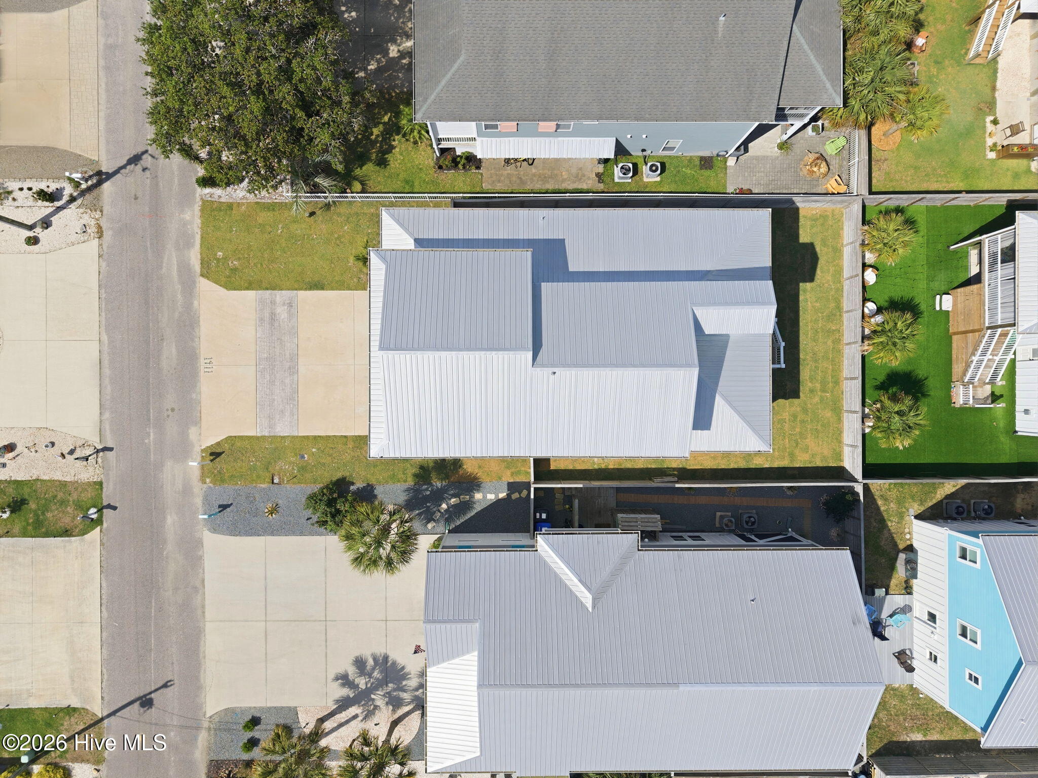 1411 Spot Lane, Carolina Beach, NC 28428 – photo 5: 18-web-or-mls-DJI_20260514153940_0303_D
