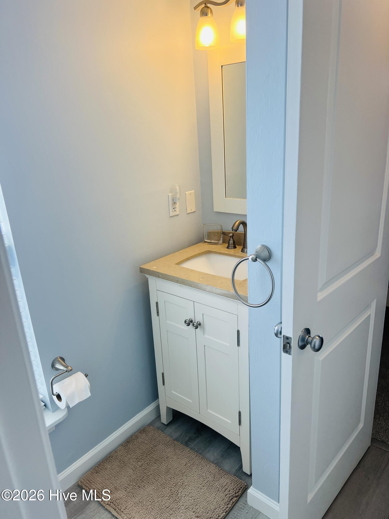 100564975 | Photo 16