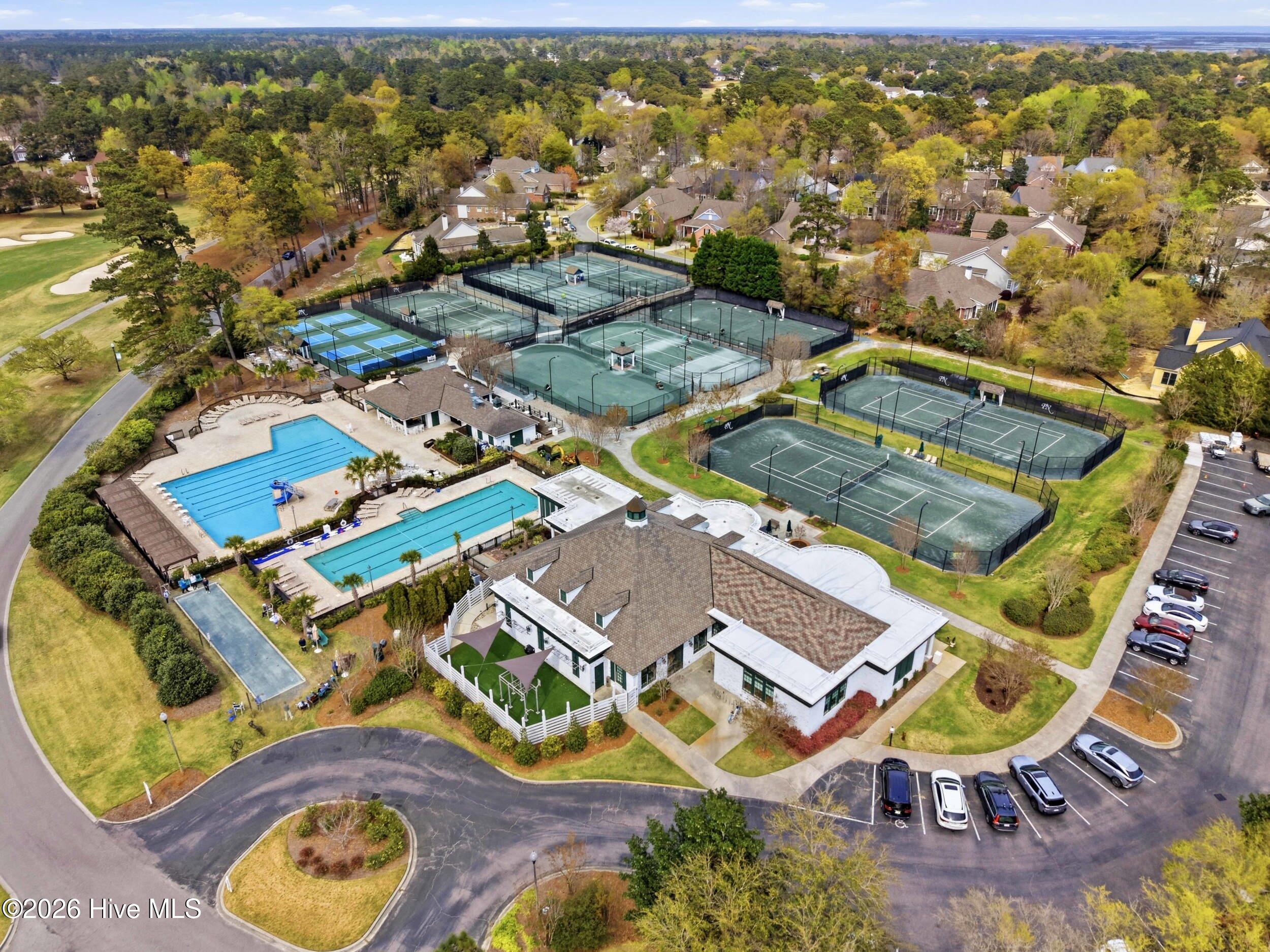 100566106 | Photo 59