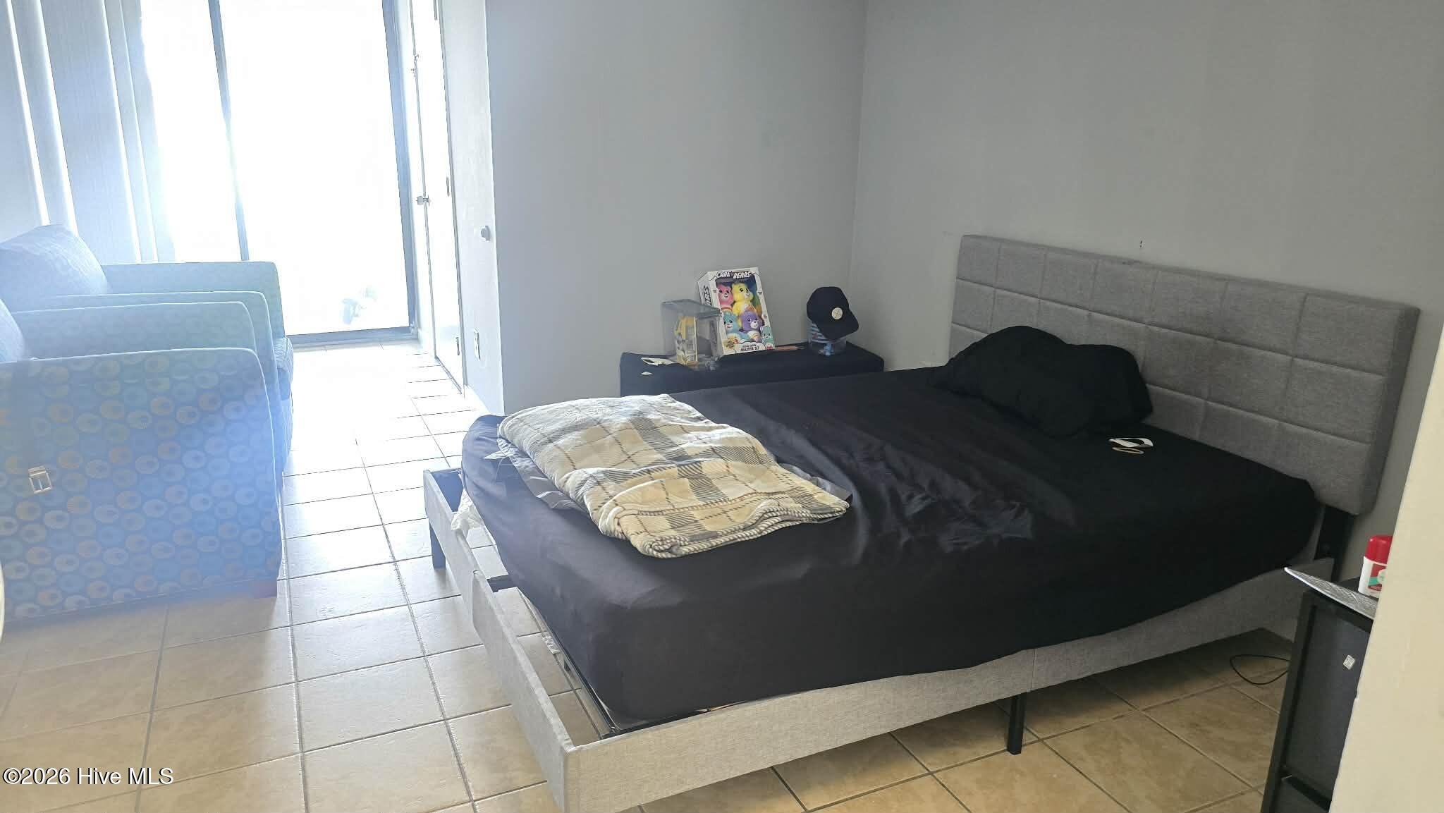 100524615 | Photo 10