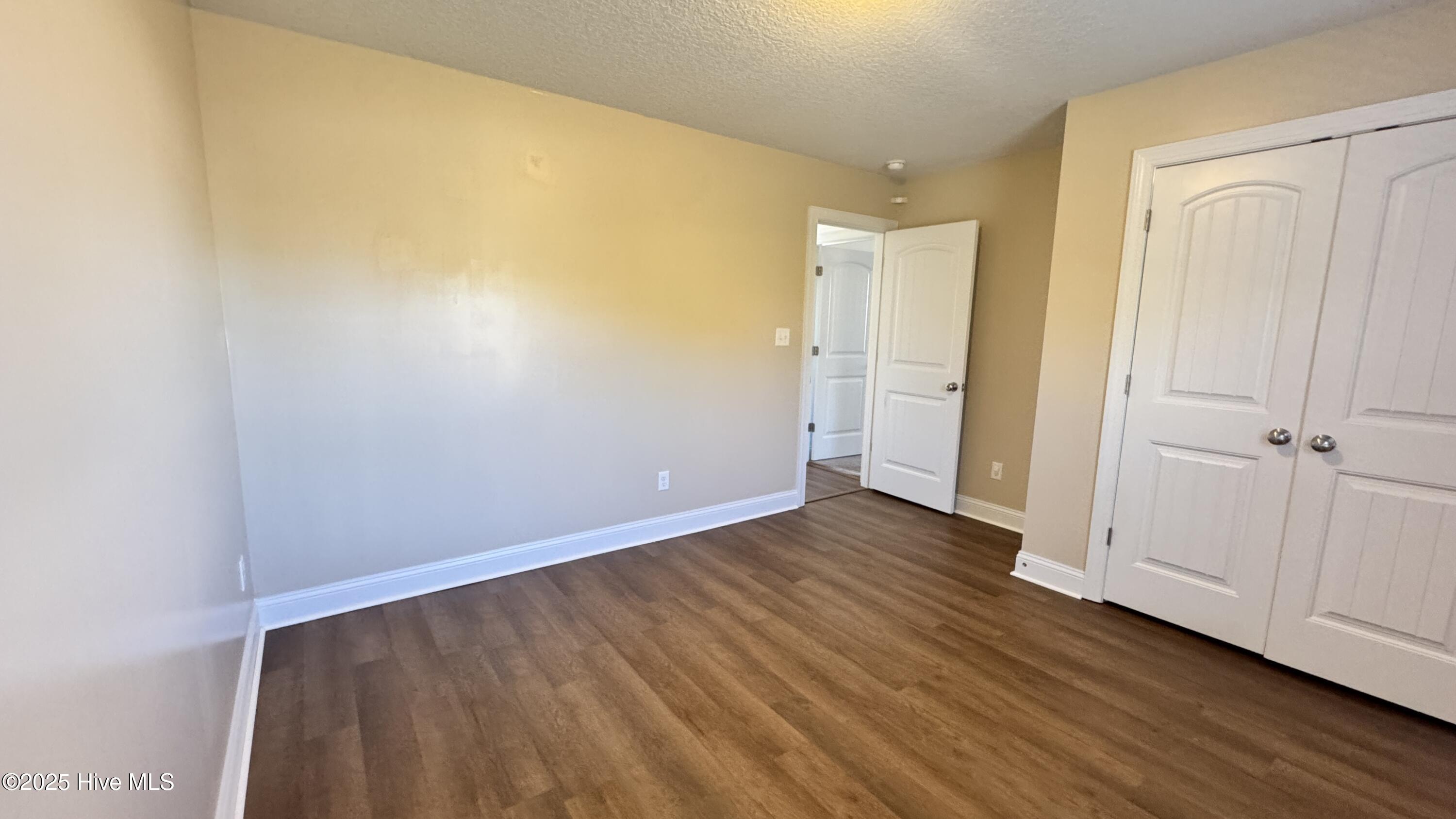 100539749 | Photo 23