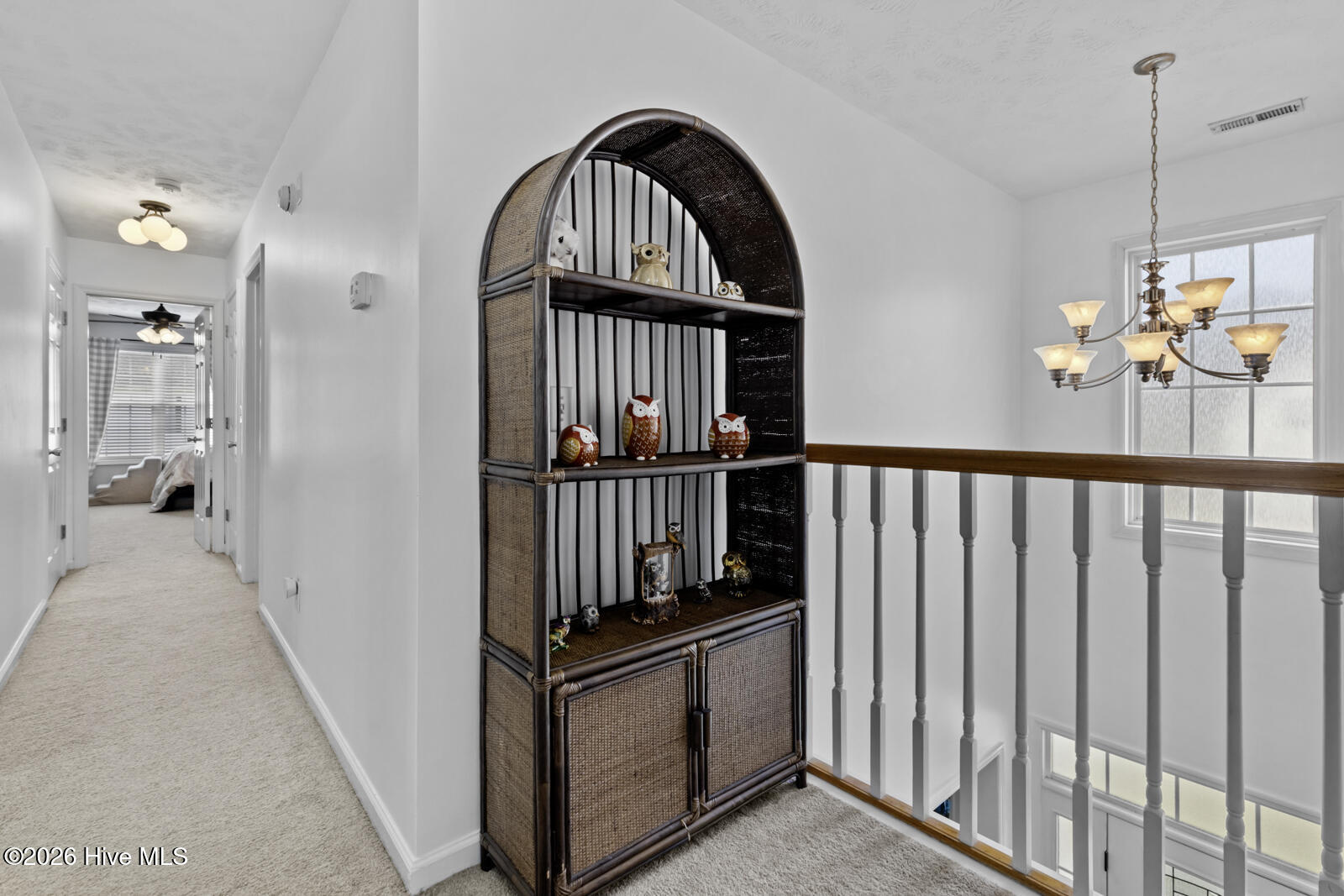 100562743 | Photo 28