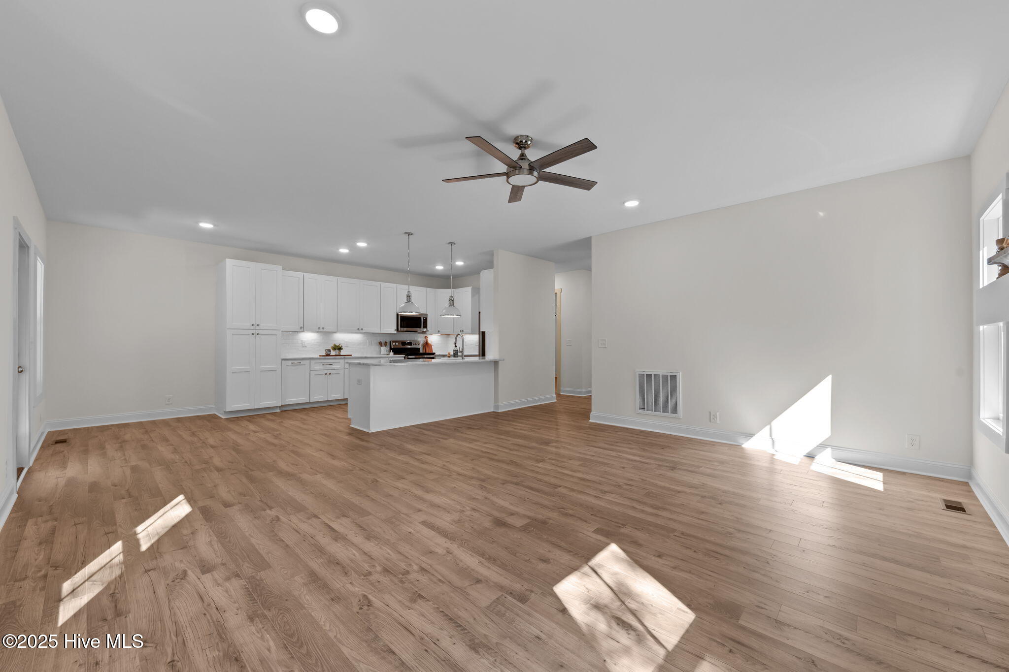 130 Torrey Pines Lane