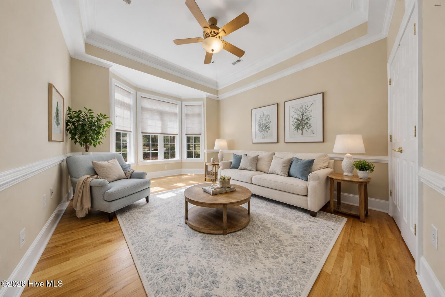 100564679 | Photo 47