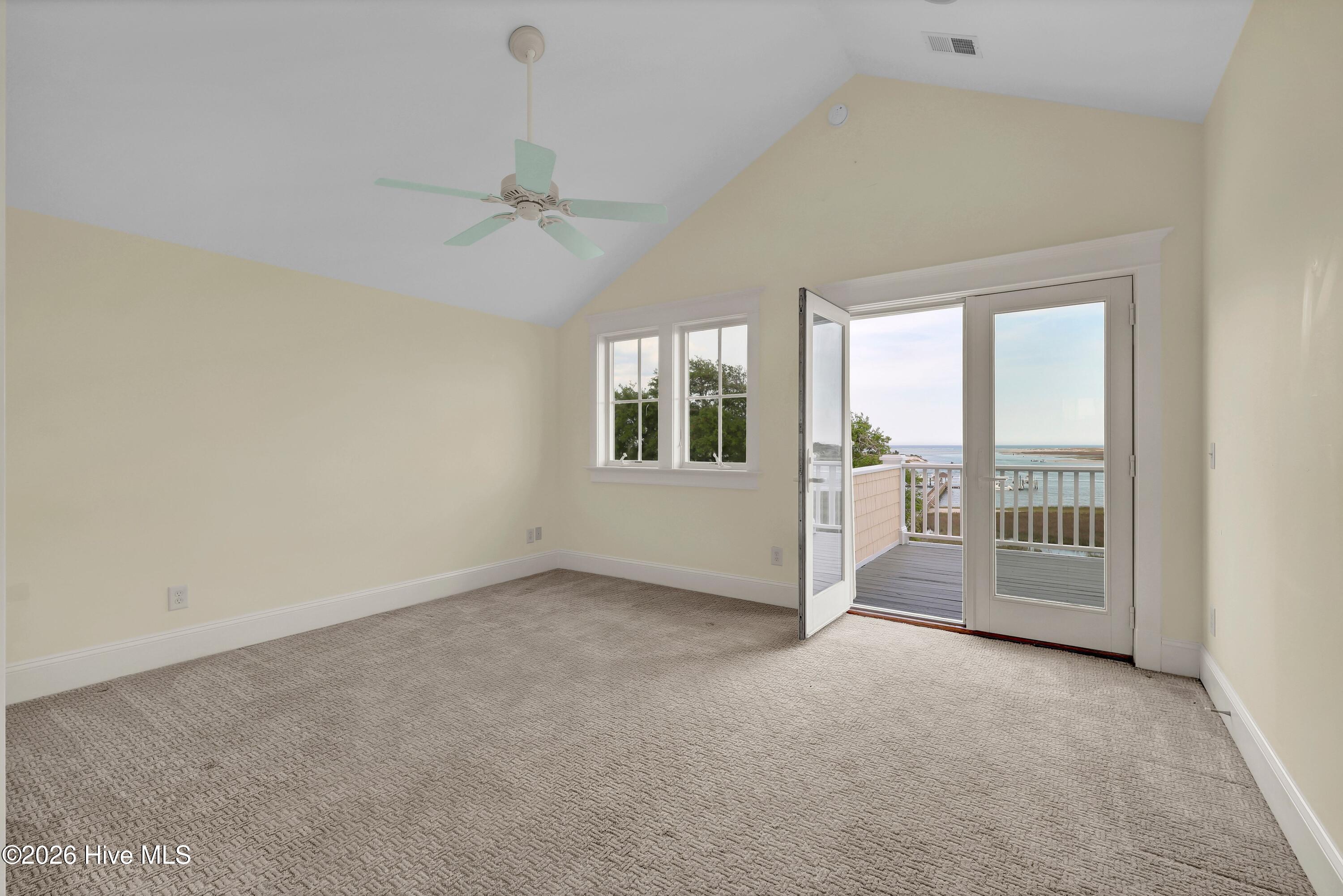 100569484 | Photo 60