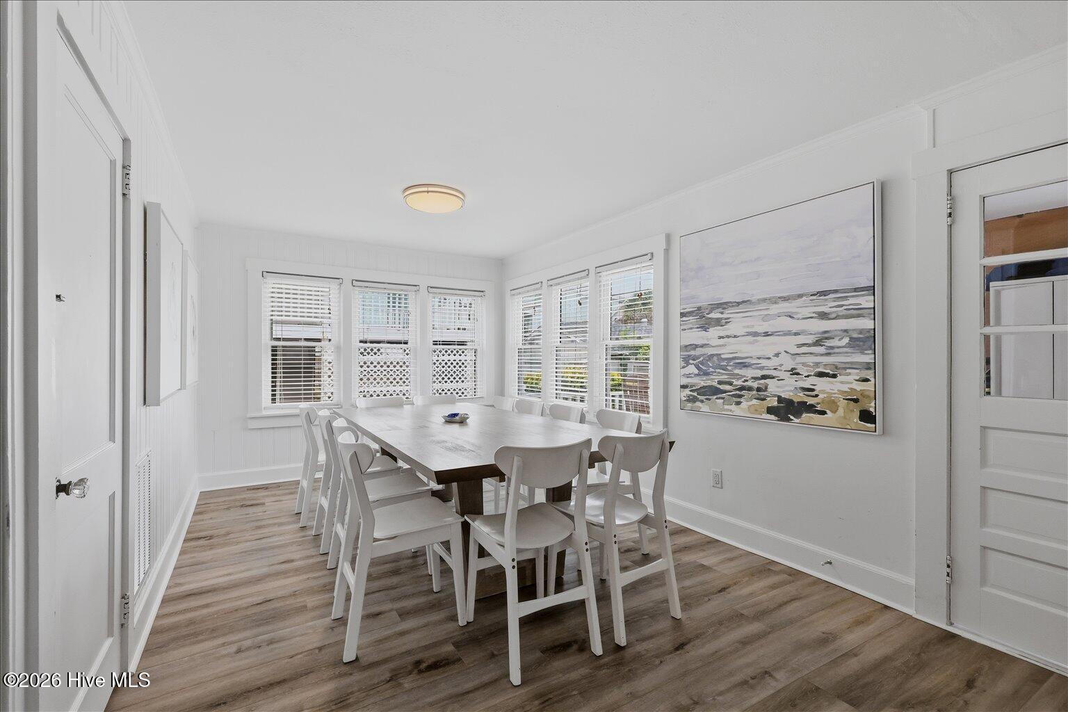 100570528 | Photo 20